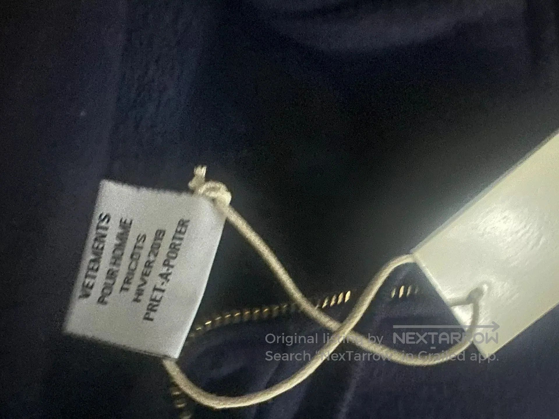 Vetements vetements patch half. Size US M / EU 48-50 / 2 - 6 Thumbnail