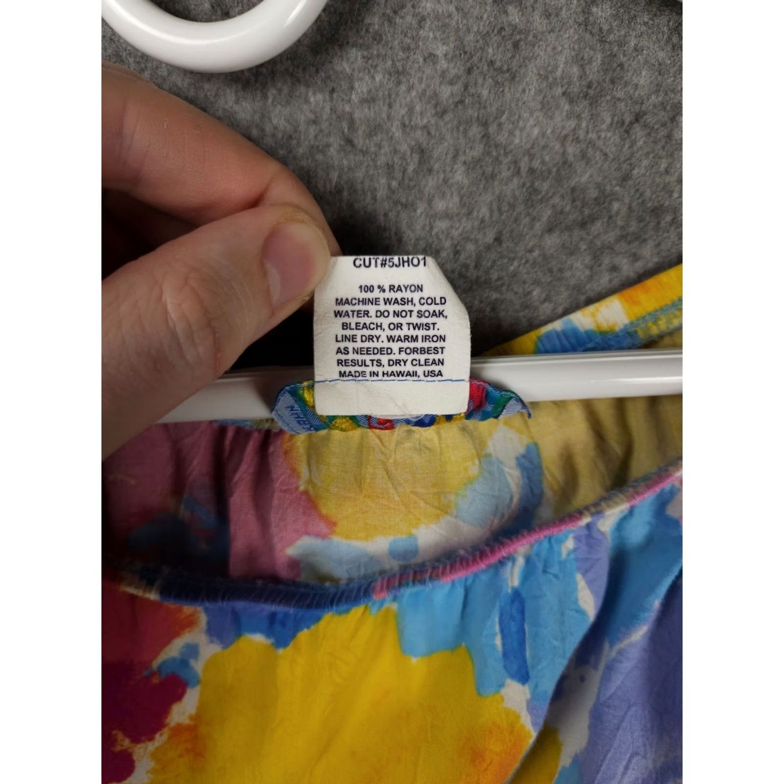 Jams World Jams World Skirt Women's XL Floral Splash Ruffle Hawaiian 100% Rayon EUC Multicolor Knee Length Flare Elastic Waist Beach/Hawaiian Theme Size 40" / US 18 - 4 Thumbnail