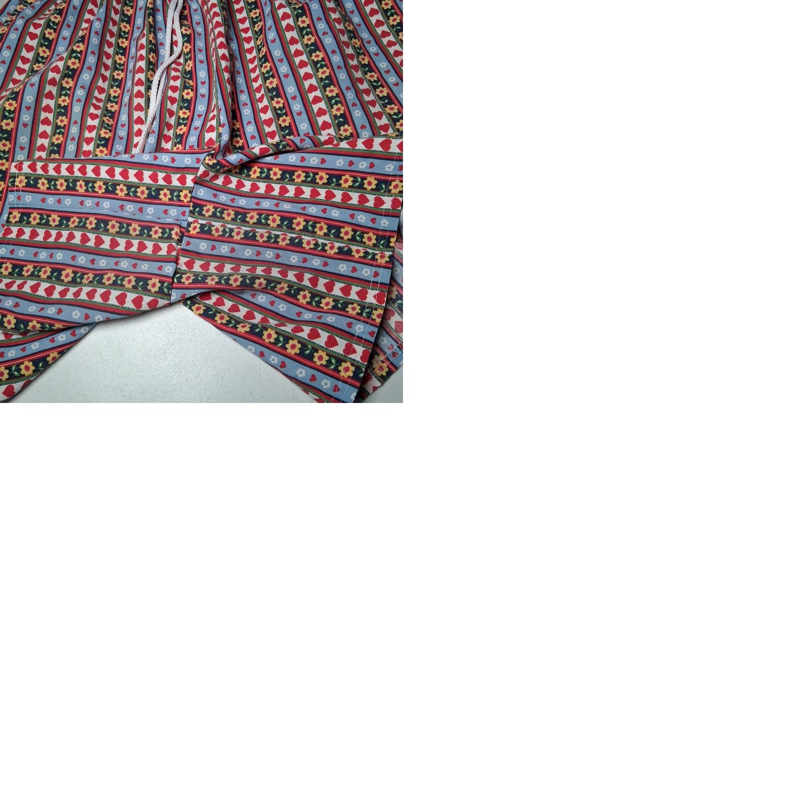 Blair VINTAGE Blair Shorts Women Large Red Blue Striped Hearts Floral Elastic READ Size 36" / US 14 / IT 50 - 10 Thumbnail