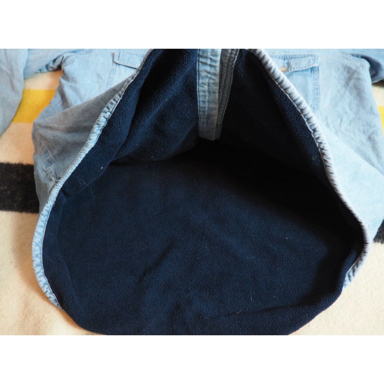 Wrangler VINTAGE Wrangler Denim Shirt Mens M blue 1980s Casual Button-Front Long Sleeve faded) Size US M / EU 48-50 / 2 - 6 Thumbnail