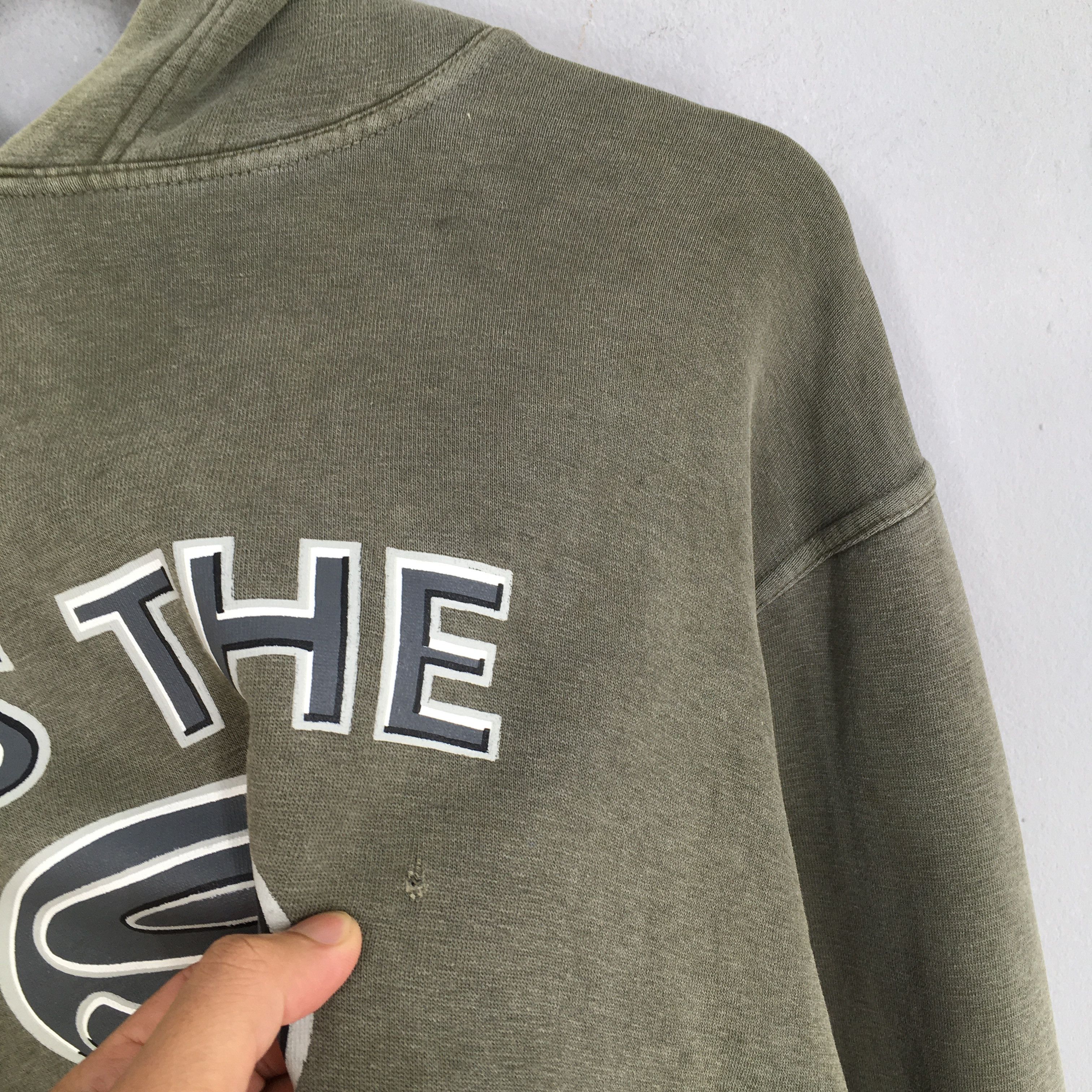 SKECHERS Vintage Skechers Skateboarding Hoodie Sweater Large Size US L / EU 52-54 / 3 - 8 Thumbnail