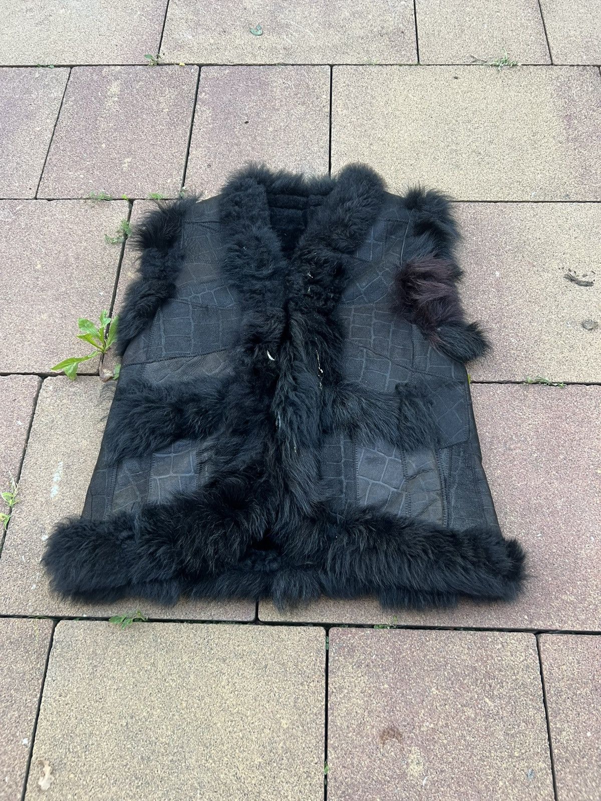 Japanese Brand Very Rare Japanese Balenciaga Style Real Fur Mohair Y2K vest Size US M / EU 48-50 / 2 - 5 Thumbnail