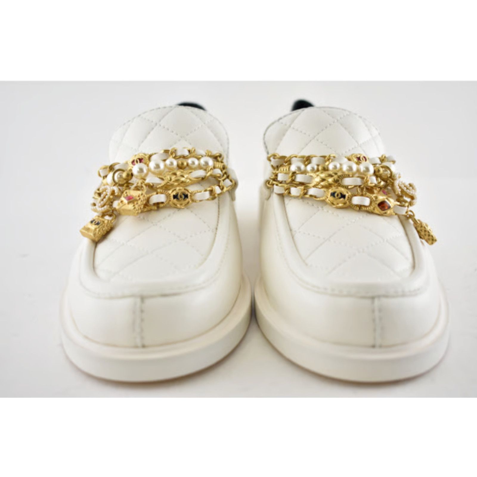 Chanel Chanel Quilted Charms CC Logo Mule Slip On Flat Loafer 37 Size US 7 / IT 37 - 7 Thumbnail