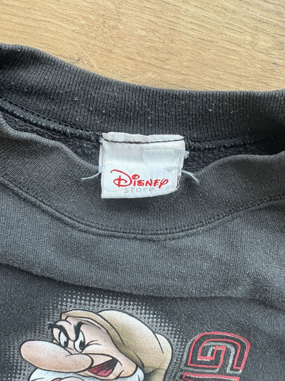 Disney Vintage Disney grumpy sweatshirt Size US S / EU 44-46 / 1 - 3 Thumbnail