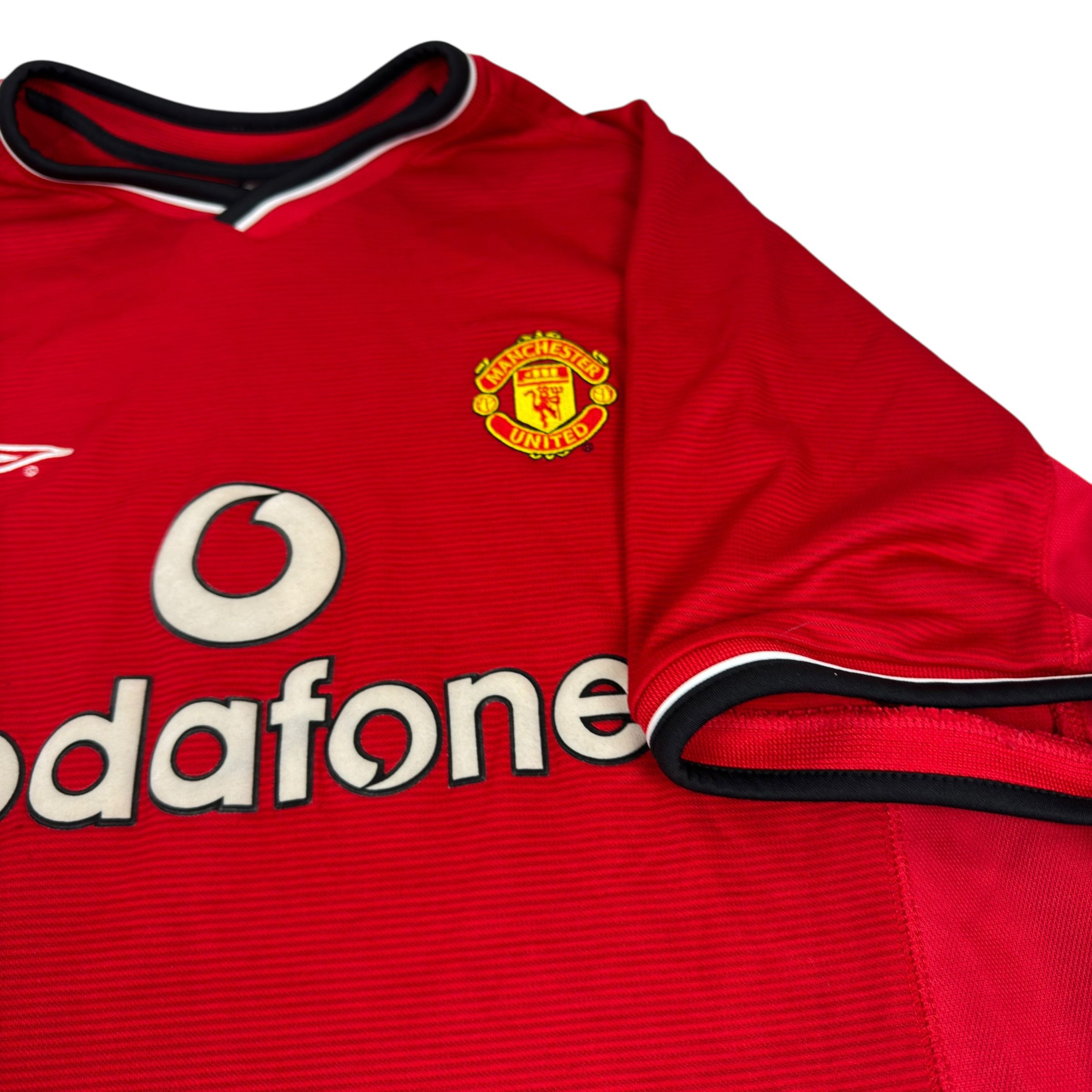 Umbro × Vintage Manchester United 02/03 Home Jersey – Umbro Vodafone Size US L / EU 52-54 / 3 - 5 Thumbnail