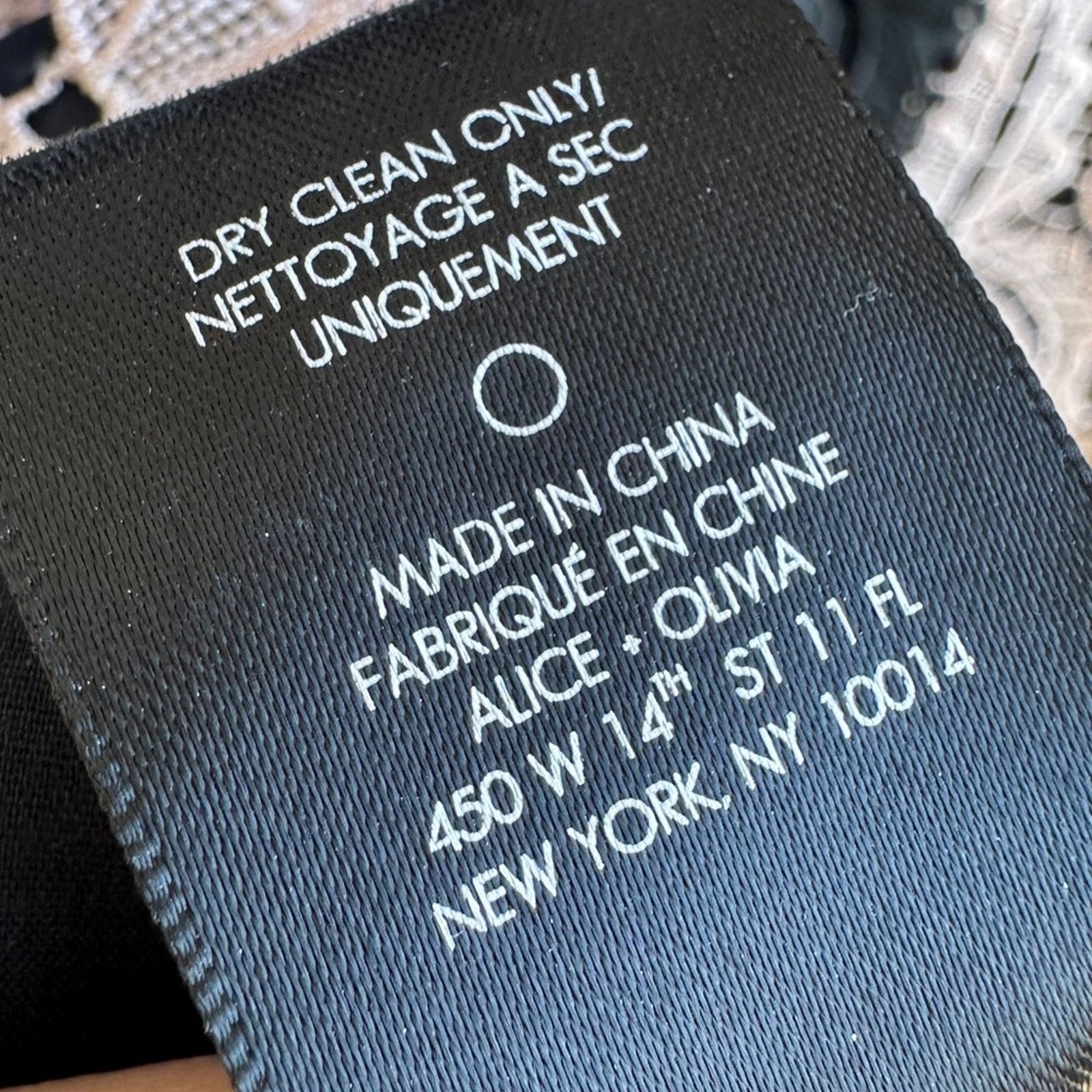 Alice + Olivia ALICE + OLIVIA Patrice A Line Dress in Black Nude Pink XS 0 Size XS / US 0-2 / IT 36-38 - 15 Thumbnail