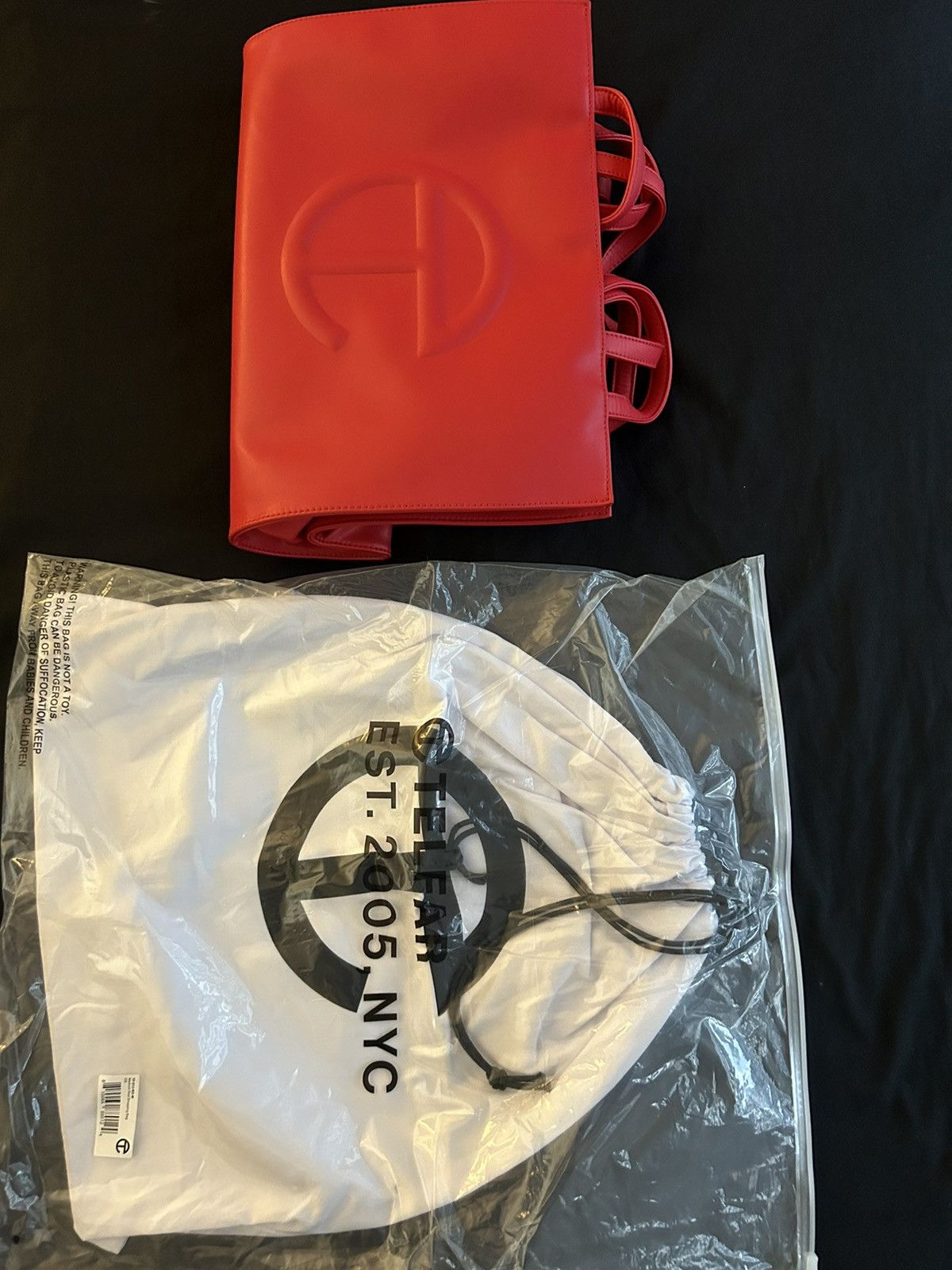 Telfar Telfar Medium Red Shopping Bag Size ONE SIZE - 1 Thumbnail