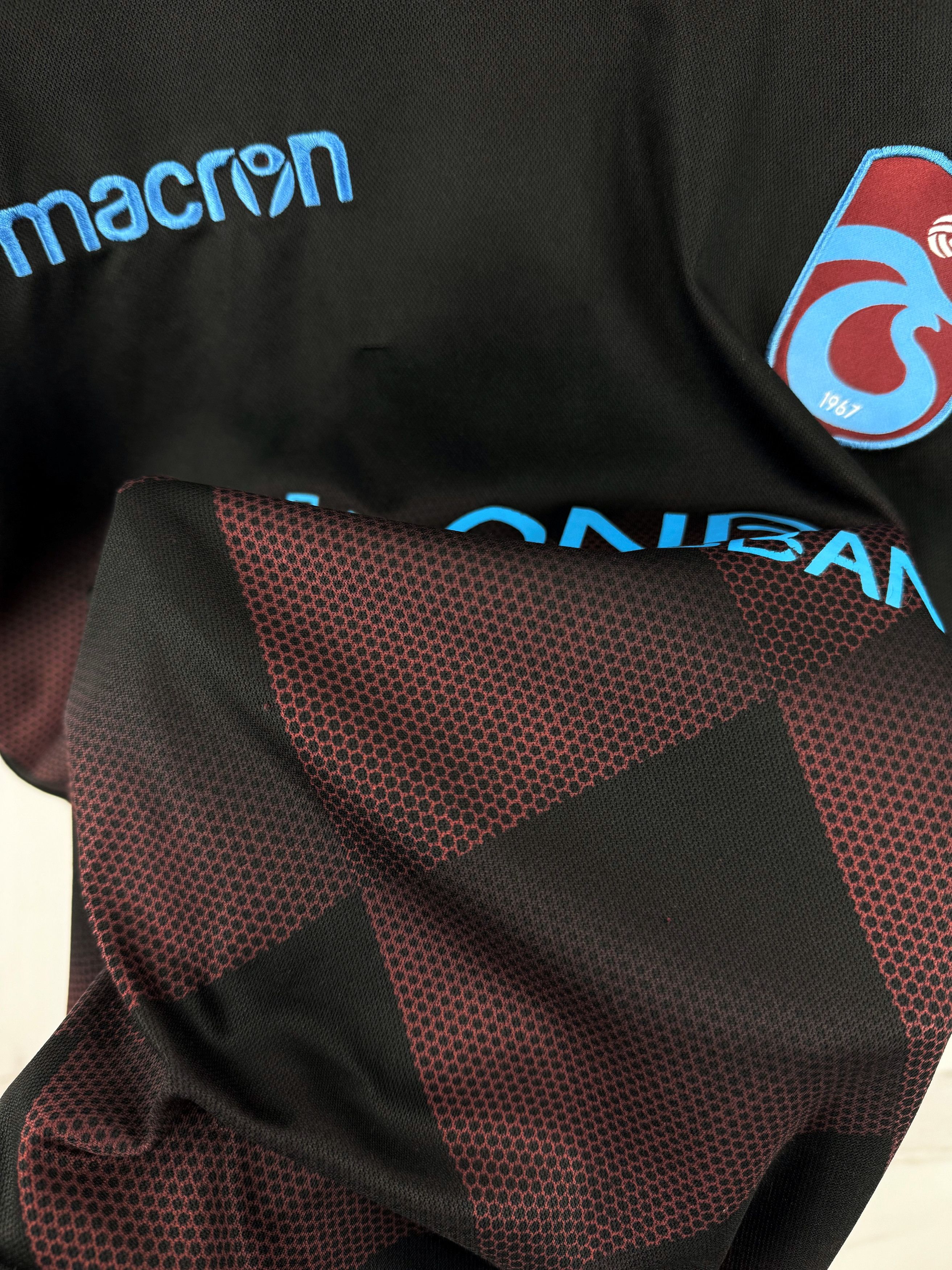 Macron Macron Trabzonspor #17 Burak Jersey 18 - 19 Season Third Size US XL / EU 56 / 4 - 10 Thumbnail