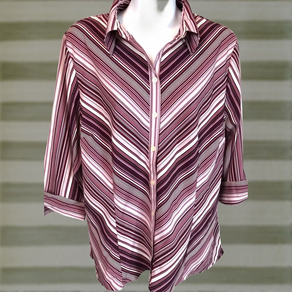 Apt. 9 VINTAGE Top L Purple Stripe ButtonUp 3/4 Sleeve Collar Stretch Retro 70s Funky Womens Size L / US 10 / IT 46 - 1 Thumbnail