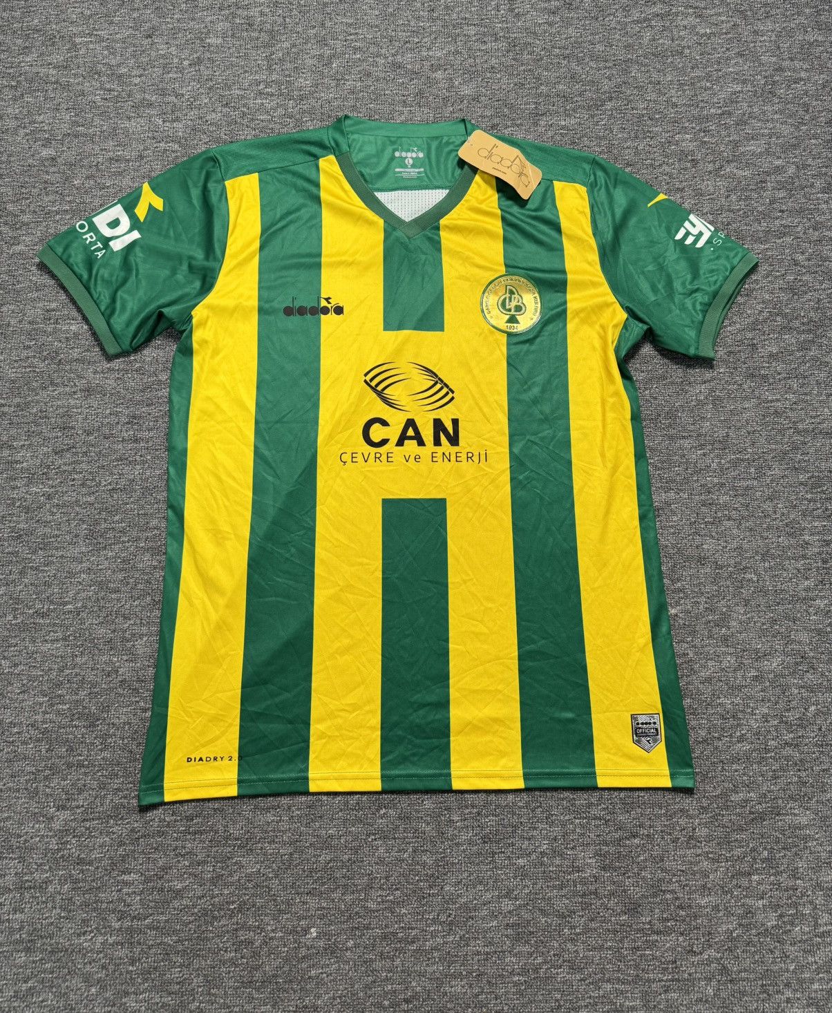 Diadora Diadora Darica Genclerbirligi 2021-2022 Away Soccer Jersey Size US L / EU 52-54 / 3 - 1 Thumbnail