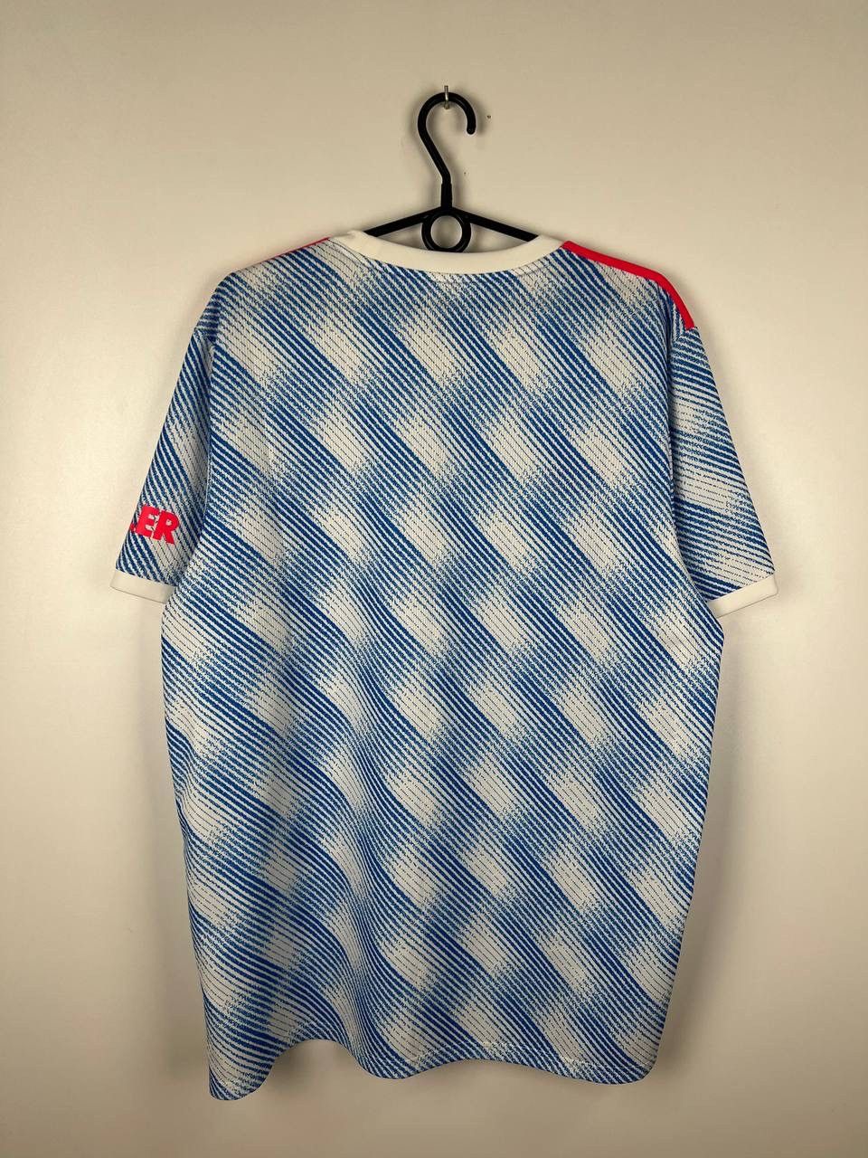 Vintage Manchester United Adidas 2021 jersey t-shirts size XL Size US XL / EU 56 / 4 - 2 Thumbnail