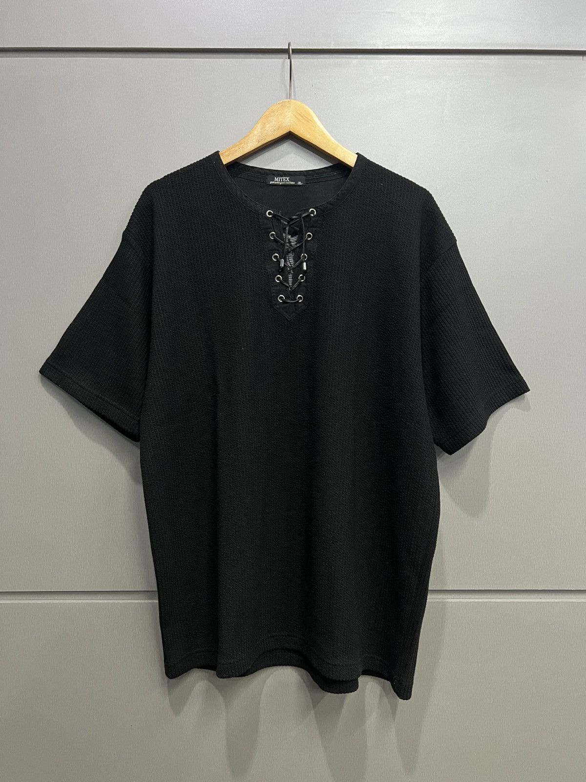 If Six Was Nine Mitex Lace Up Black Tshirt Size US XL / EU 56 / 4 - 1 Thumbnail