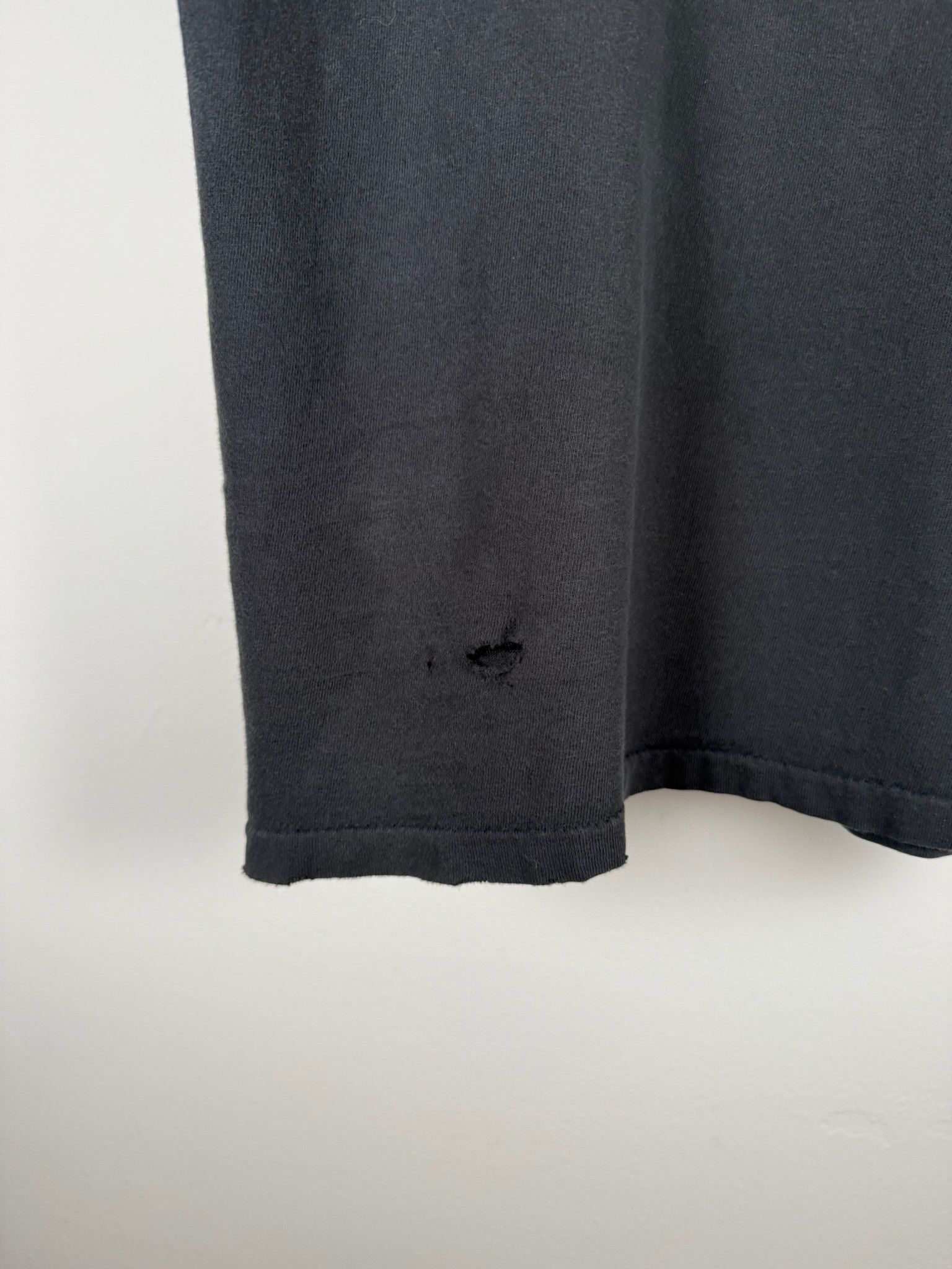 Vintage 🚭VINTAGE 90s🚭THRASHED NINE INCH NAILS “NIN” LOGO SHIRT Size US L / EU 52-54 / 3 - 8 Thumbnail