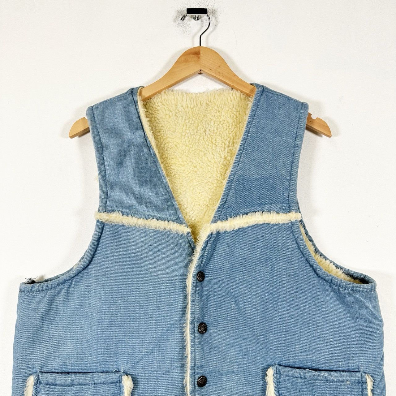Vintage Vintage 90s Denim Sherpa Lined Button Up Vest Size US M / EU 48-50 / 2 - 2 Thumbnail