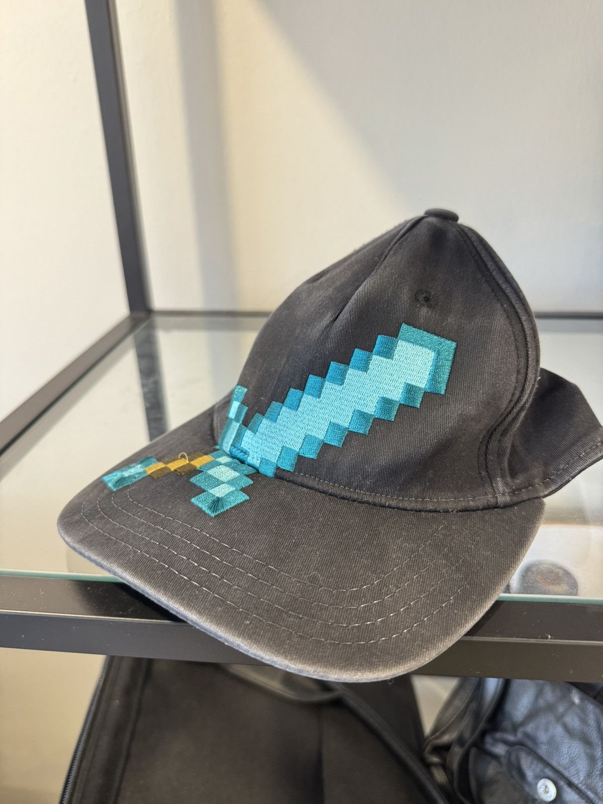Microsoft Minecraft JINX OG Diamond Sword Vintage 2017 Hat Small Size ONE SIZE - 2 Thumbnail