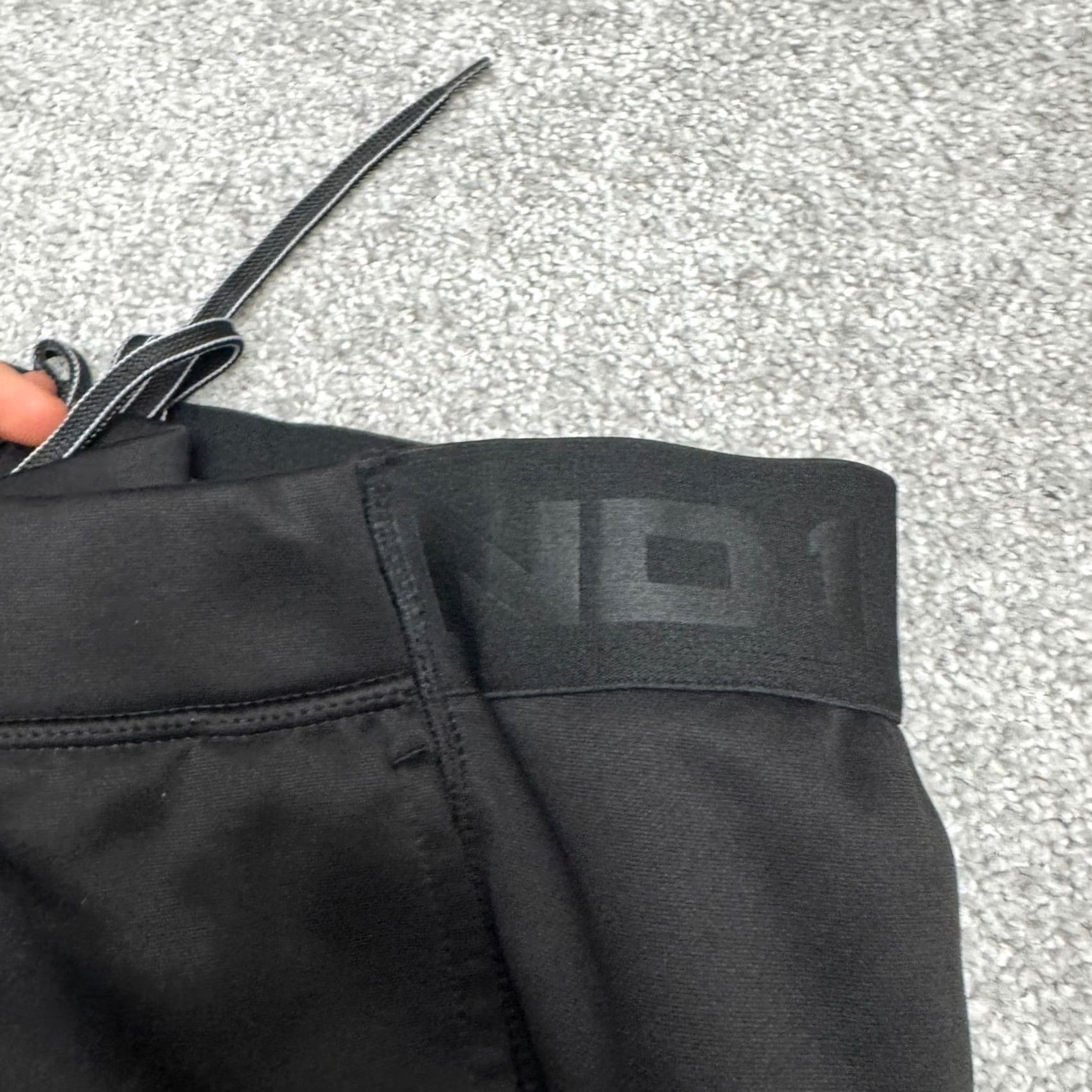 Vintage AND1 Tech Fleece Track Pants Mens 3XL Black with Pockets - Straight Leg, Fleece, Regular Fit, Polyester, Casual Activewear Size US 39 - 6 Thumbnail