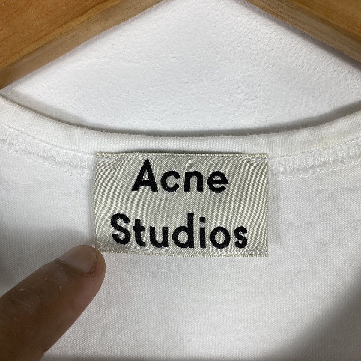 Acne Studios ACNE STUDIOS EDDY SYMBOL STARS TEE Size US S / EU 44-46 / 1 - 6 Thumbnail