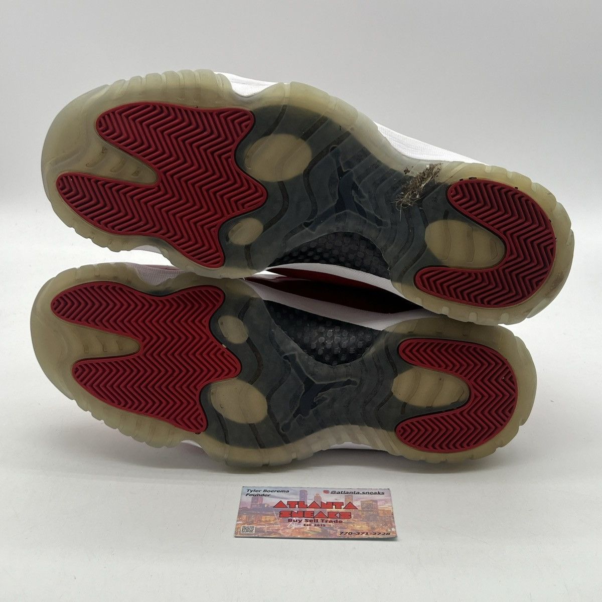 Jordan Brand Air Jordan 11 win like 96 Size US 12 / EU 45 - 7 Thumbnail