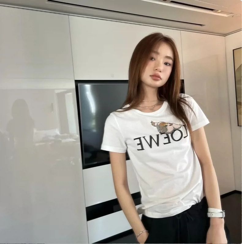 Loewe LOEWE Lady's short-sleeved T-shirt Size S / US 4 / IT 40 - 1 Thumbnail