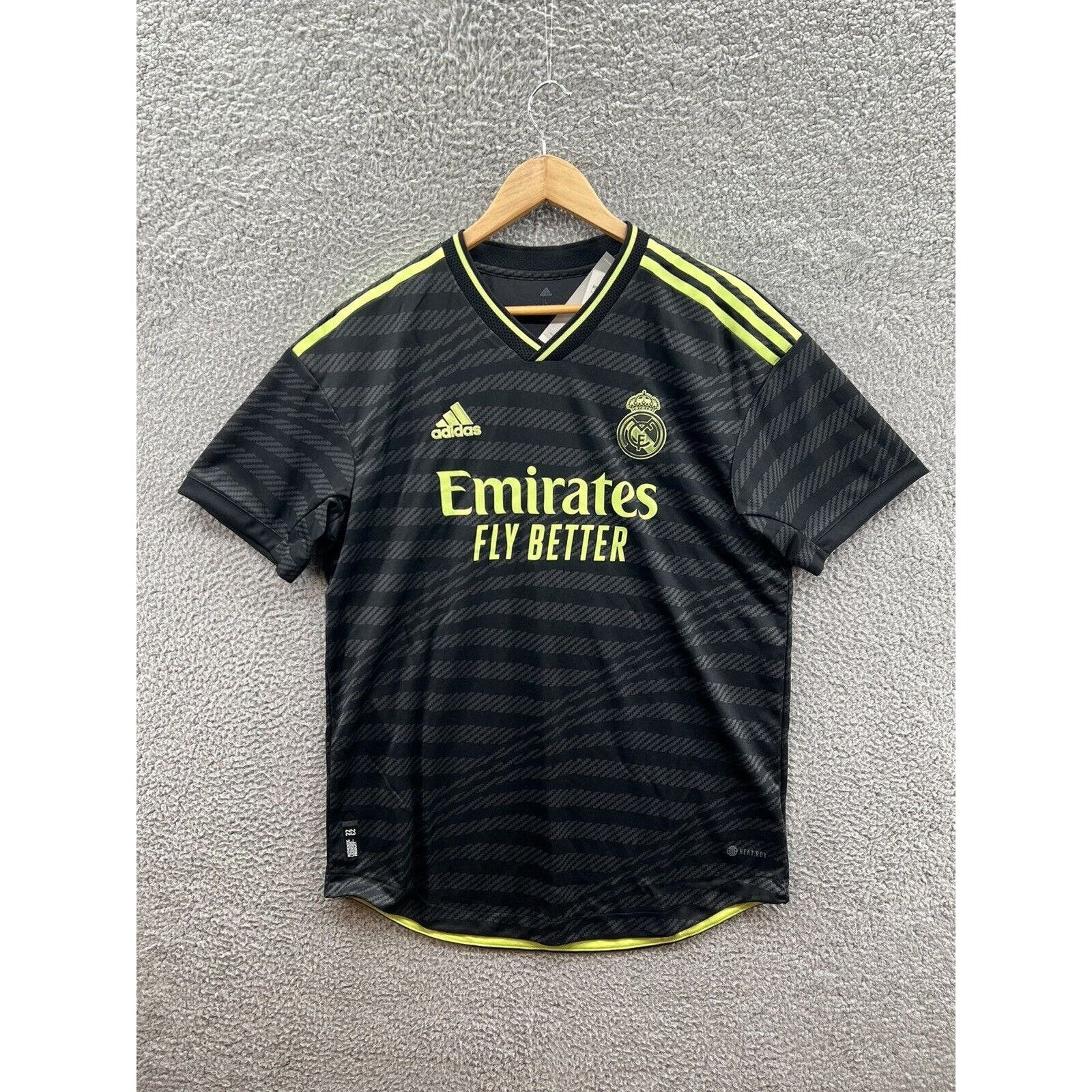 image of Adidas Real Madrid Fc Third Jersey 22/23 Benzema 9 Size Large in Black, Men's