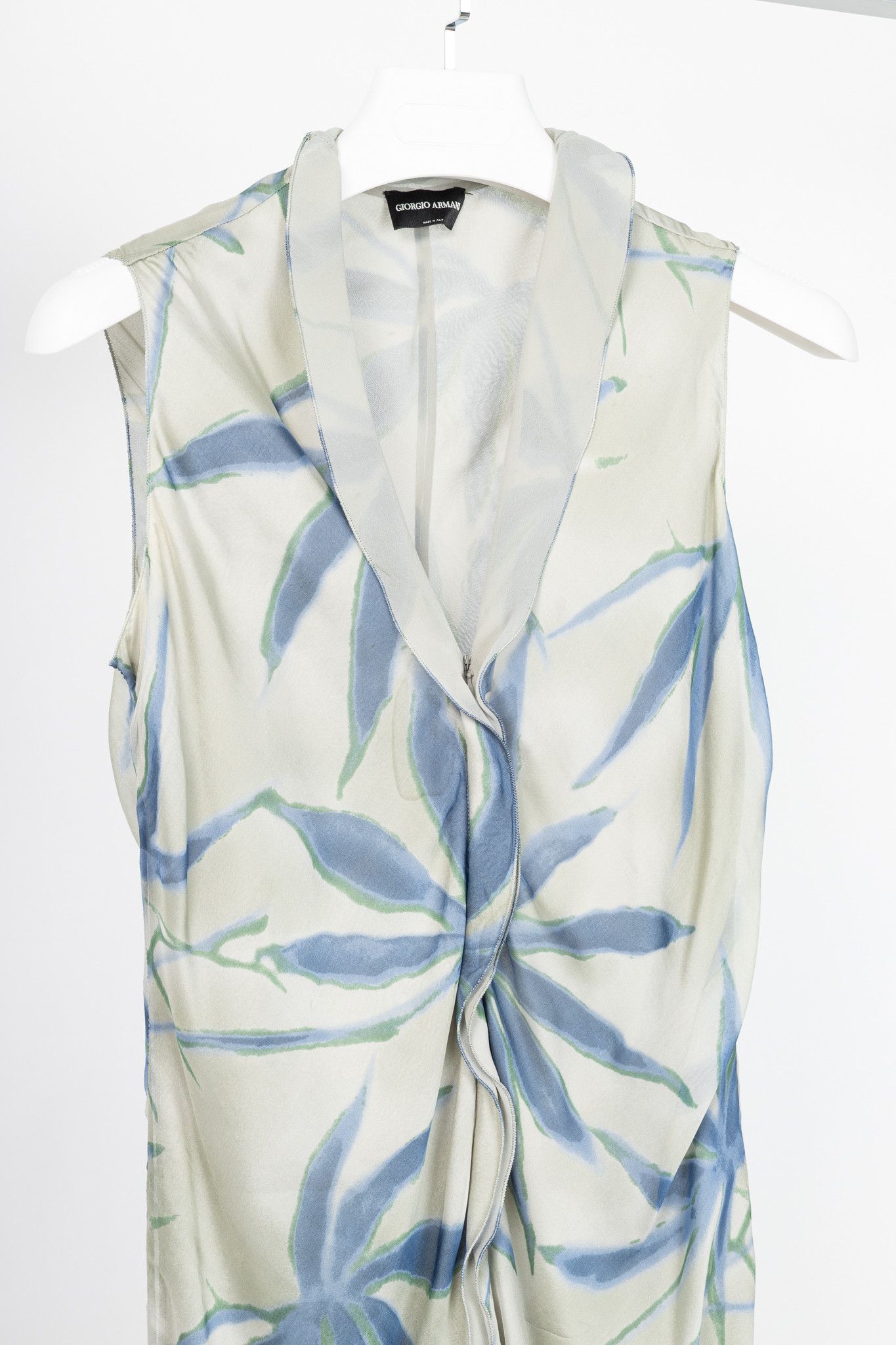 Giorgio Armani Giorgio Armani Grey & Blue Silk Floral-Print Dress Size XL / US 12-14 / IT 48-50 - 3 Thumbnail