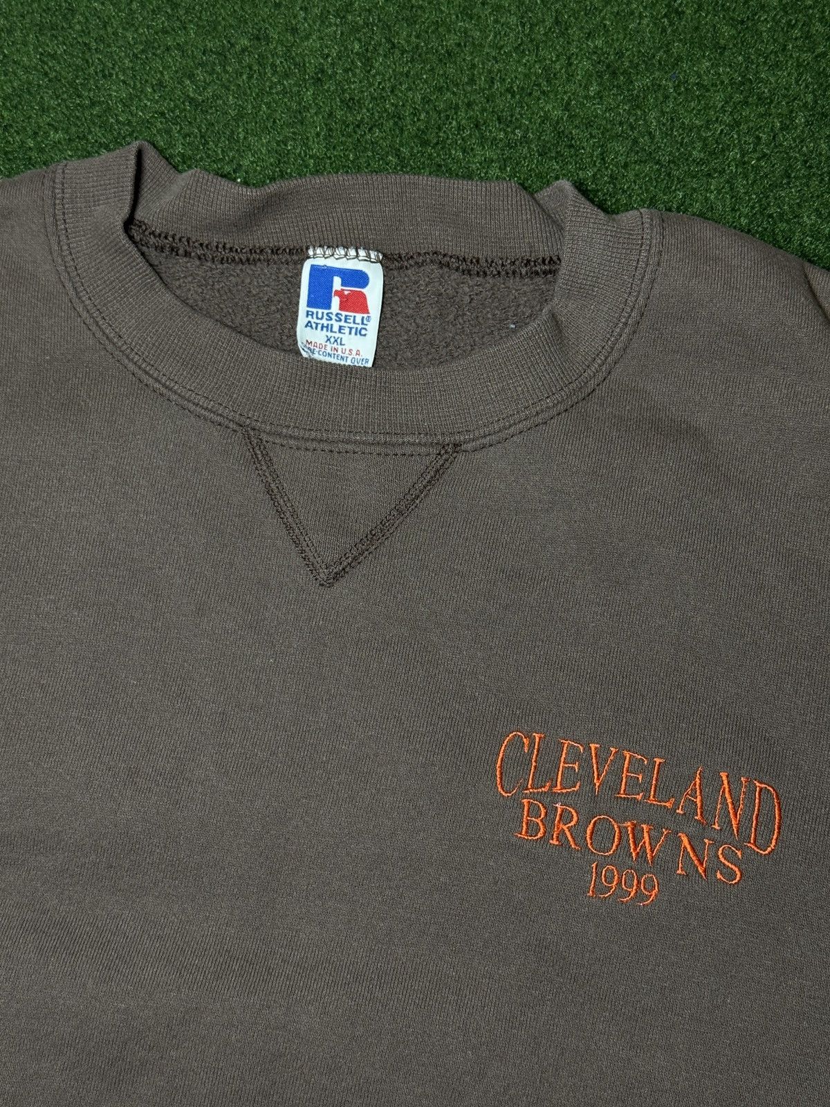 NFL × Russell Athletic × Vintage Vintage 90s Cleveland Browns Russell Athletic XXL Sweatshirt Size US XXL / EU 58 / 5 - 2 Thumbnail