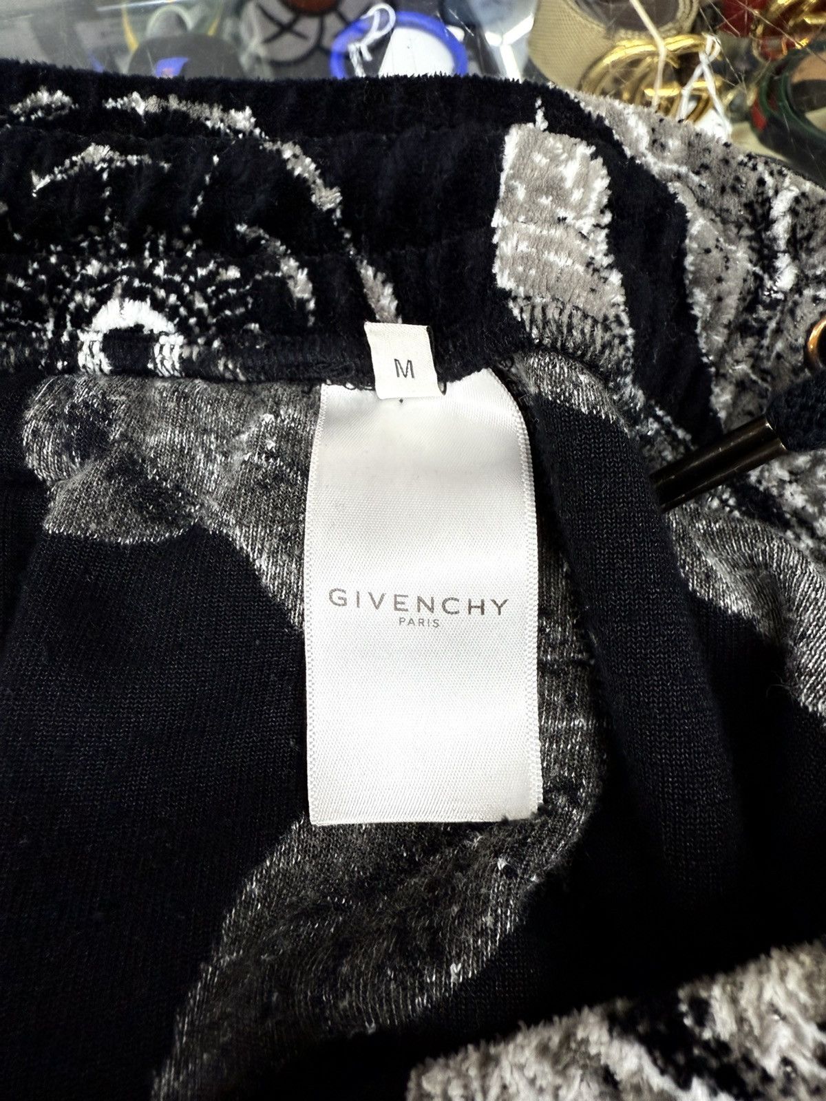 Givenchy Givenchy velvet floral lounge pants size M Size US 32 / EU 48 - 11 Thumbnail