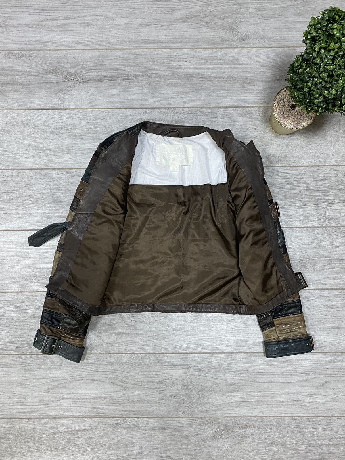 H&M × Maison Margiela Maison Martin Margiela x H&M belt jacket vintage leather Size US S / EU 44-46 / 1 - 5 Thumbnail