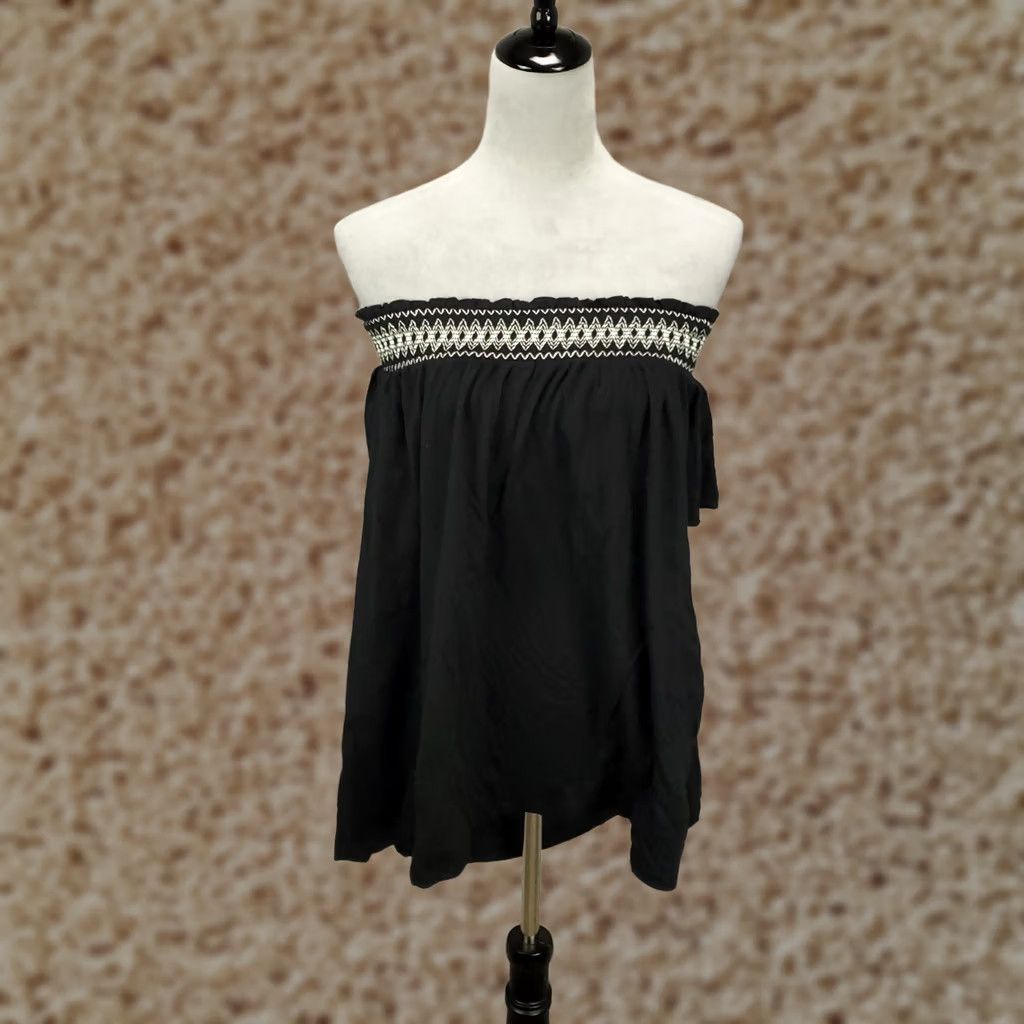 Torrid Torrid Blouse Off The Shoulder Embroidered 3X Black Womens NWT Tiny Final No Restock Size XXL / US 16-18 / IT 52-54 - 1 Thumbnail
