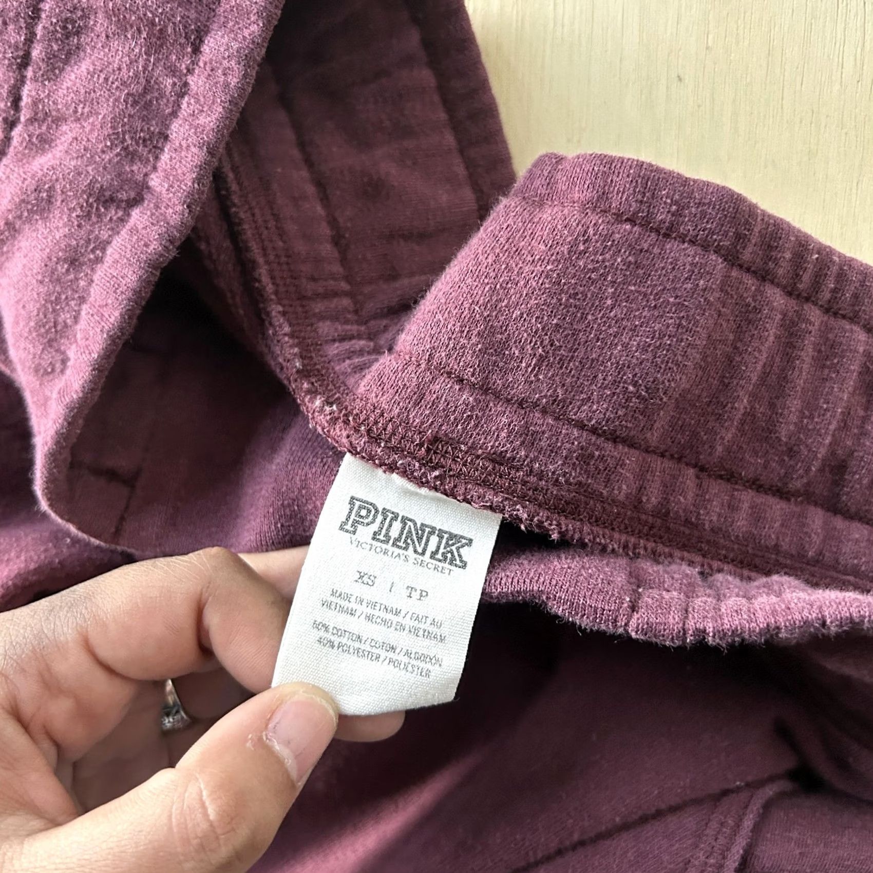 Vintage PINK Victoria's Secret Sweatpants Womens XS Red Fleece Joggers Love Pink Lounge Pants Adult XS Red Athleisure Casual Womens Size 26" / US 2 / IT 38 - 3 Thumbnail