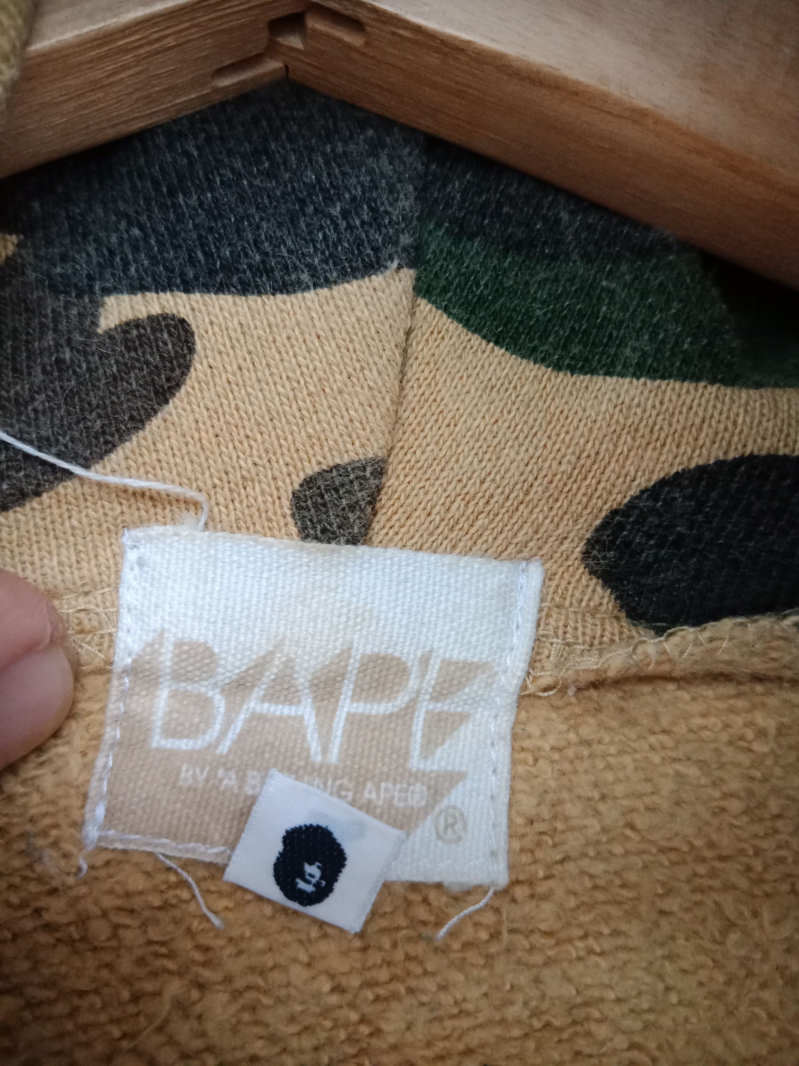 Bape Bape 1st Camo Shark Full Zip Hoodie Size US M / EU 48-50 / 2 - 16 Thumbnail