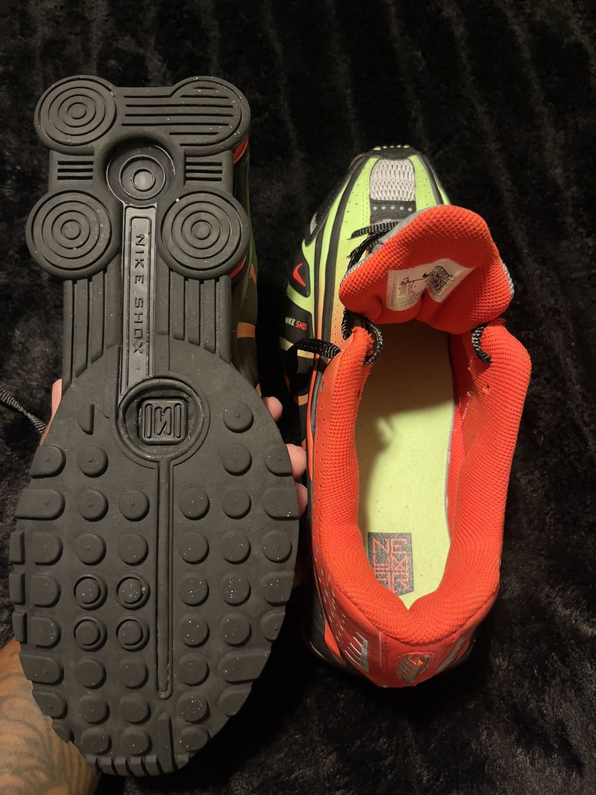 Nike 2019 Neymar Jr. x Shox R4 'São Paulo Markets' Size US 8.5 / EU 41-42 - 4 Thumbnail