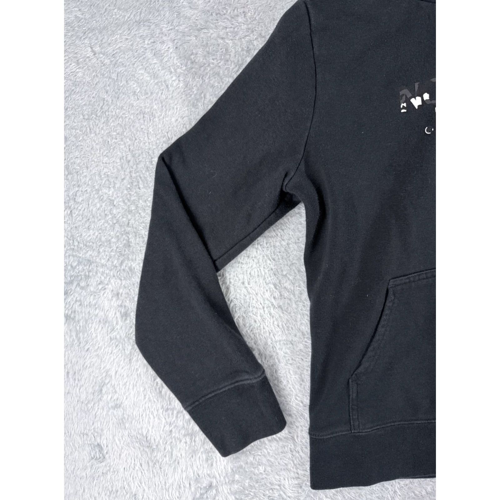 The North Face The North Face Hoodie Womens Medium Black Camouflage Logo Pullover Crew Neck Pockets 34 in Regular Size Type: Hoodie Size M / US 6-8 / IT 42-44 - 3 Thumbnail