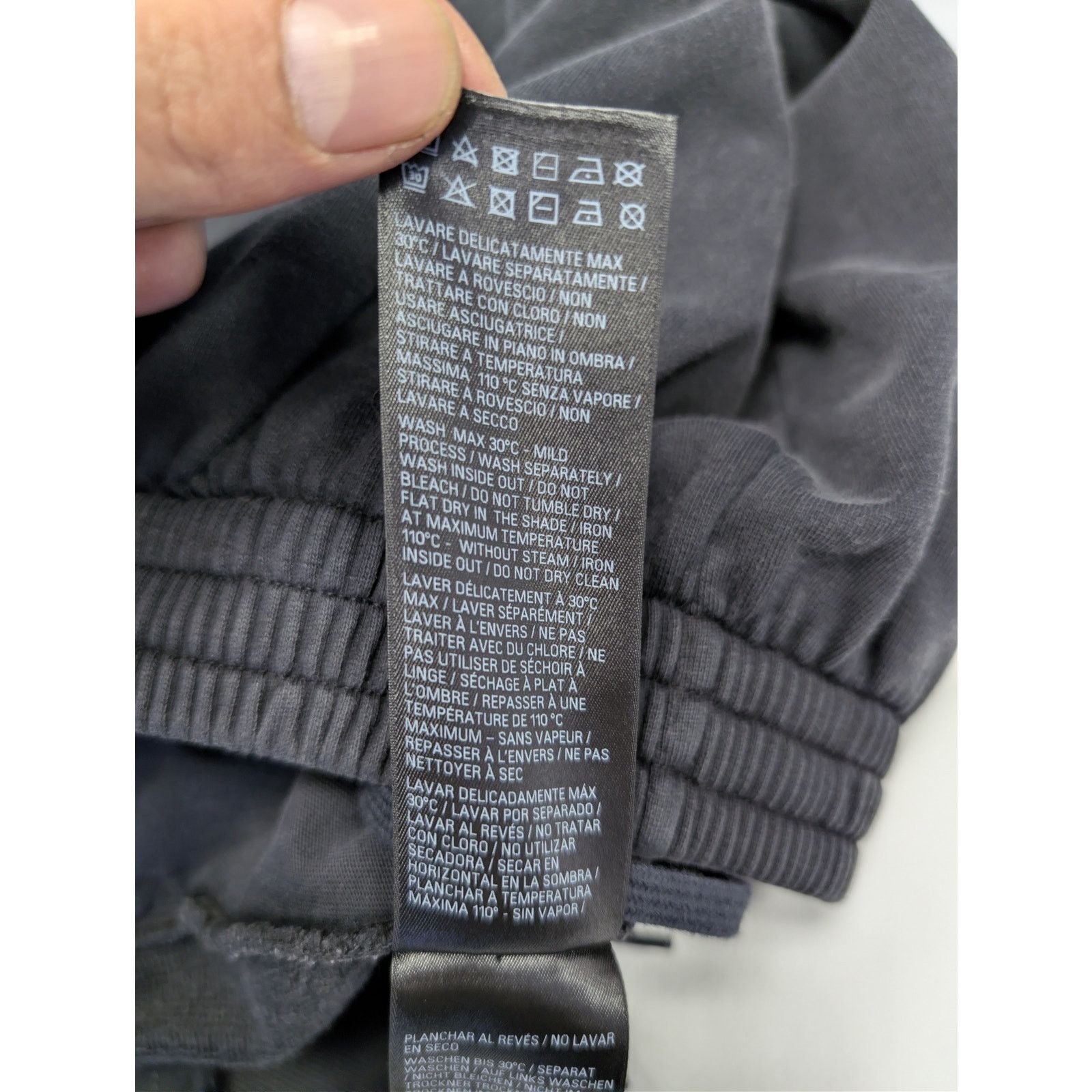 Balenciaga o1rshd1 Soft Black Left Hand Denim Patched Sweatpants Black Size US 32 / EU 48 - 17 Thumbnail