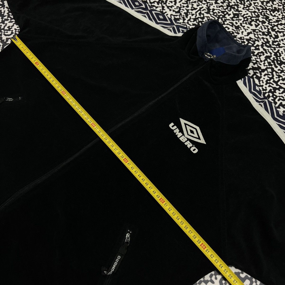 Umbro Vintage 90s UMBRO Velour Lampas Retro Light Track Jacket Size US L / EU 52-54 / 3 - 17 Thumbnail