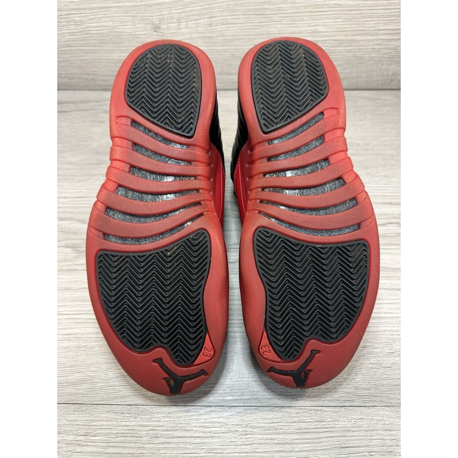 Jordan Brand Air Jordan 12 Retro Flu Game 2025 - Size 8.5 Size US 8.5 / EU 41-42 - 6 Thumbnail