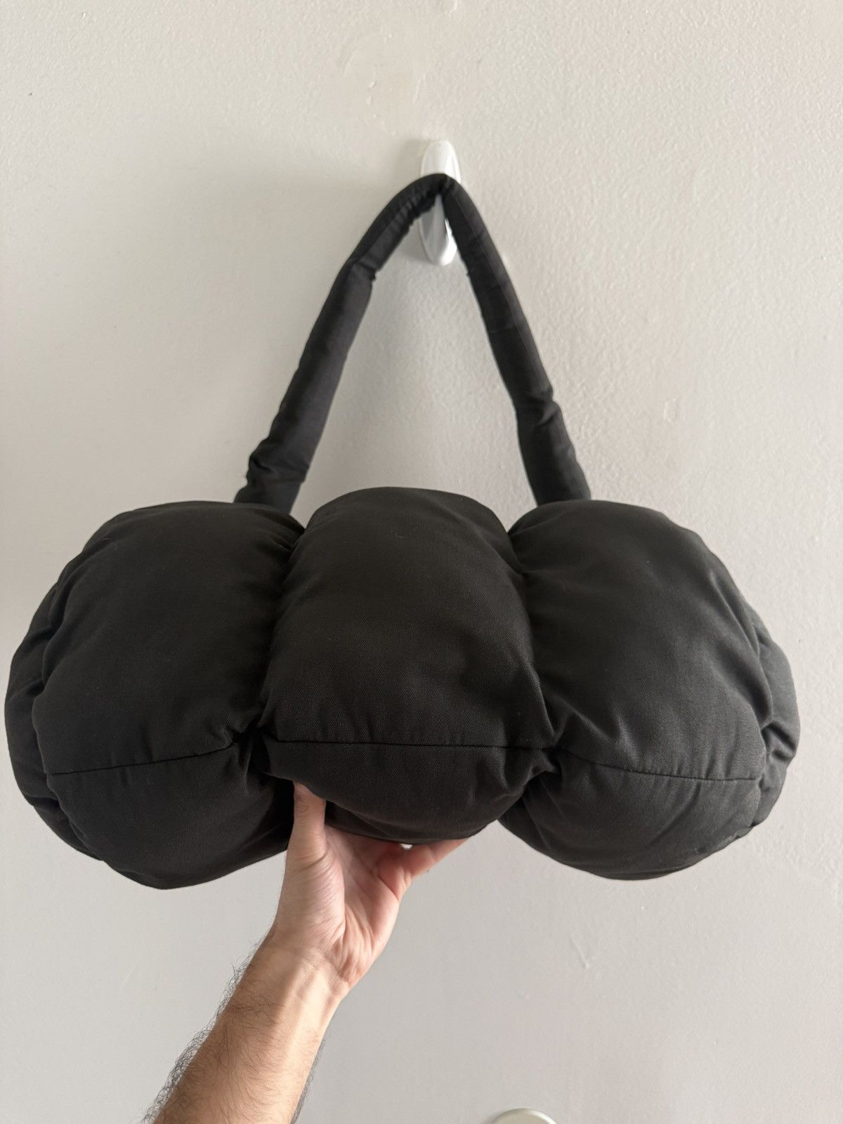 Other Roy Michael Padded Puffer Satin-Lined Duffel Bag Black Yeezy Size ONE SIZE - 12 Thumbnail