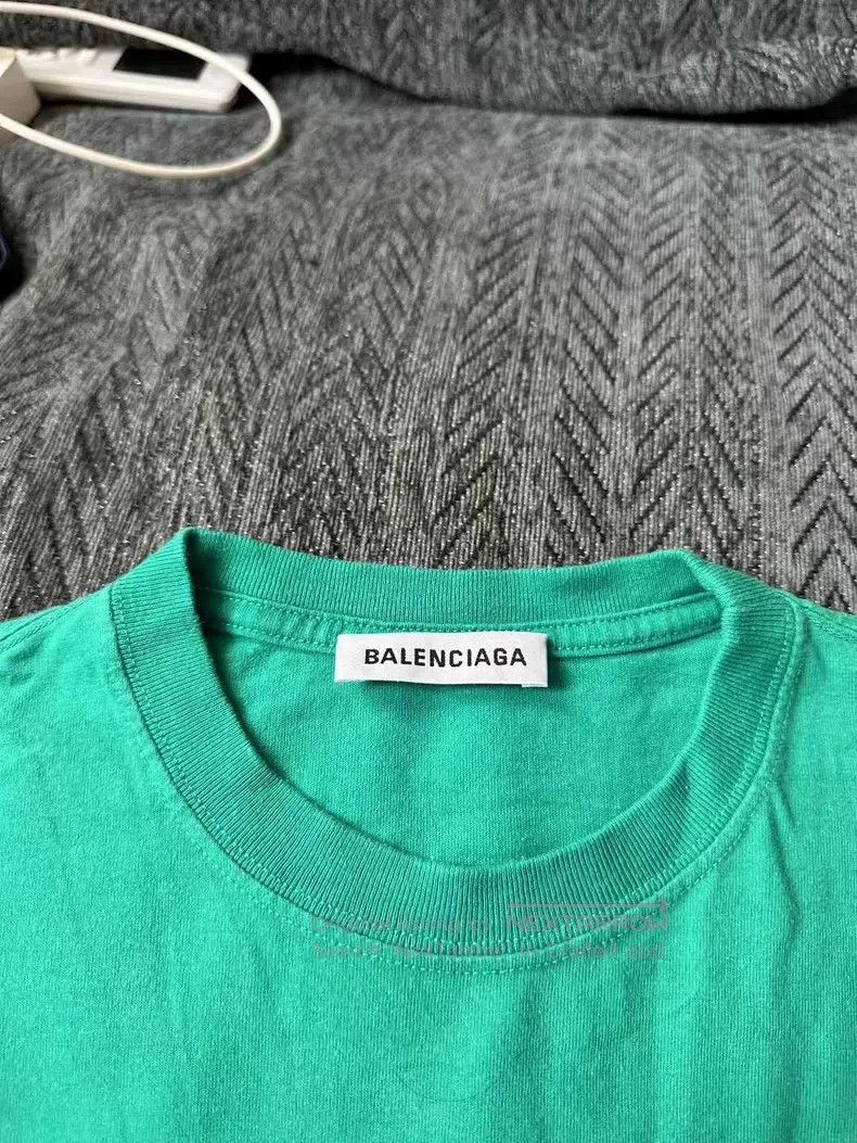 Balenciaga Balenciaga Lake Green Wheat Short Sleeve Size US S / EU 44-46 / 1 - 3 Thumbnail