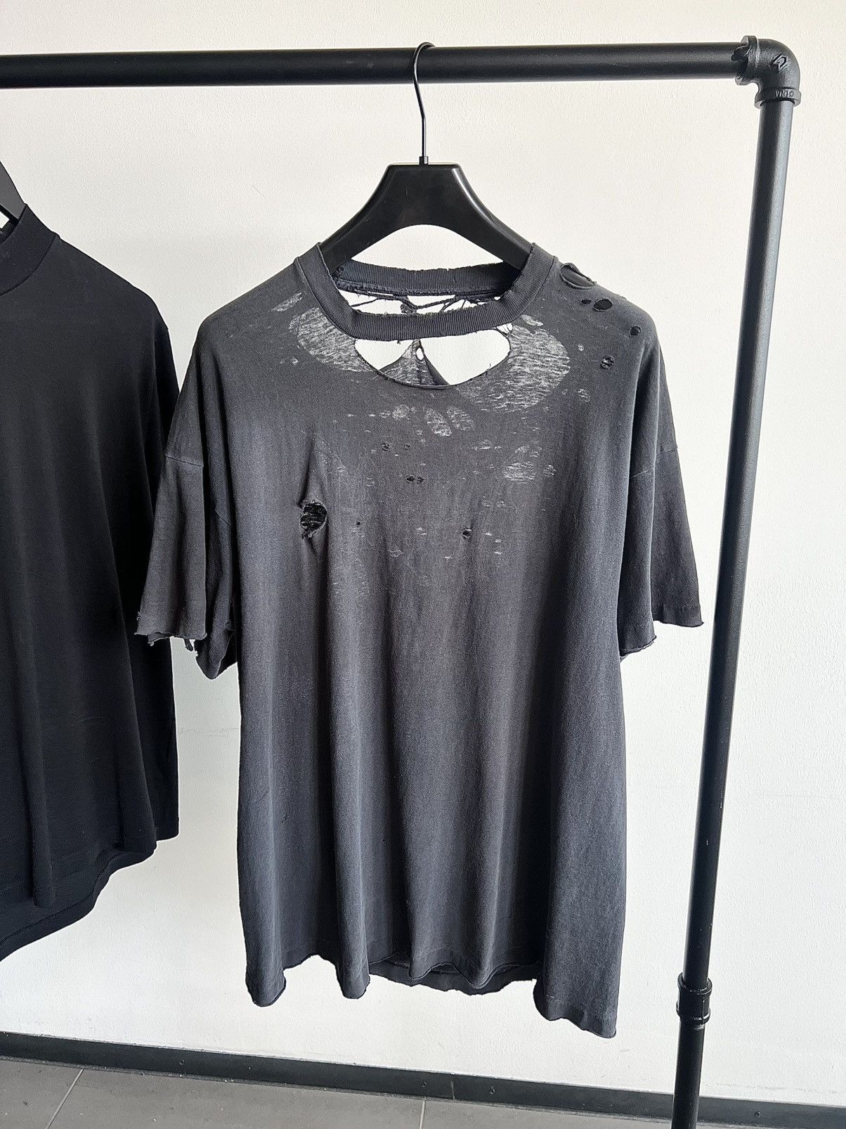 Band Tees × Vintage Vintage Thrashed 90s Mayhem Band Tour Tee Size US XL / EU 56 / 4 - 1 Thumbnail