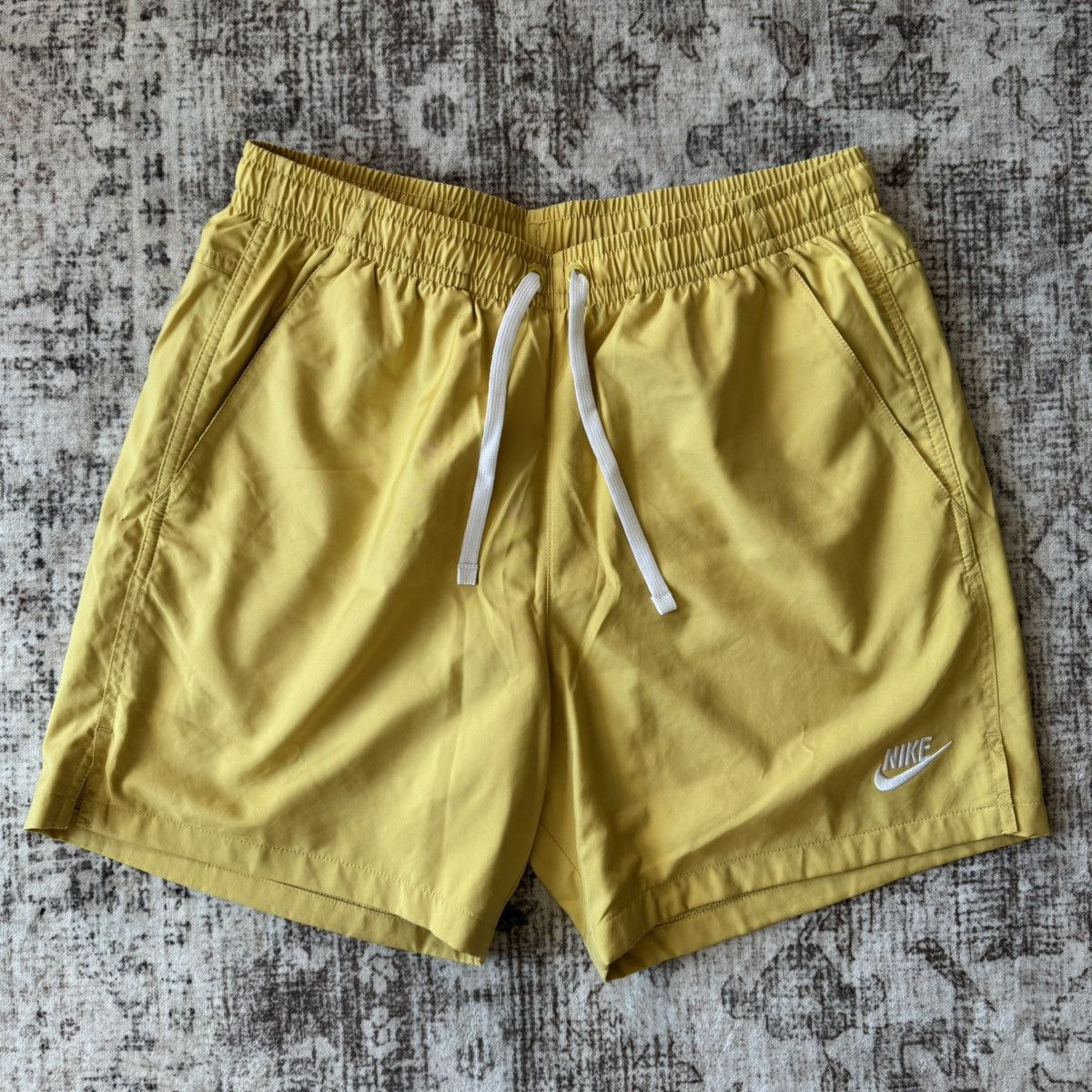 Nike Nike Sportswear Men's Woven Flow Shorts Size M Size US 32 / EU 48 - 1 Thumbnail