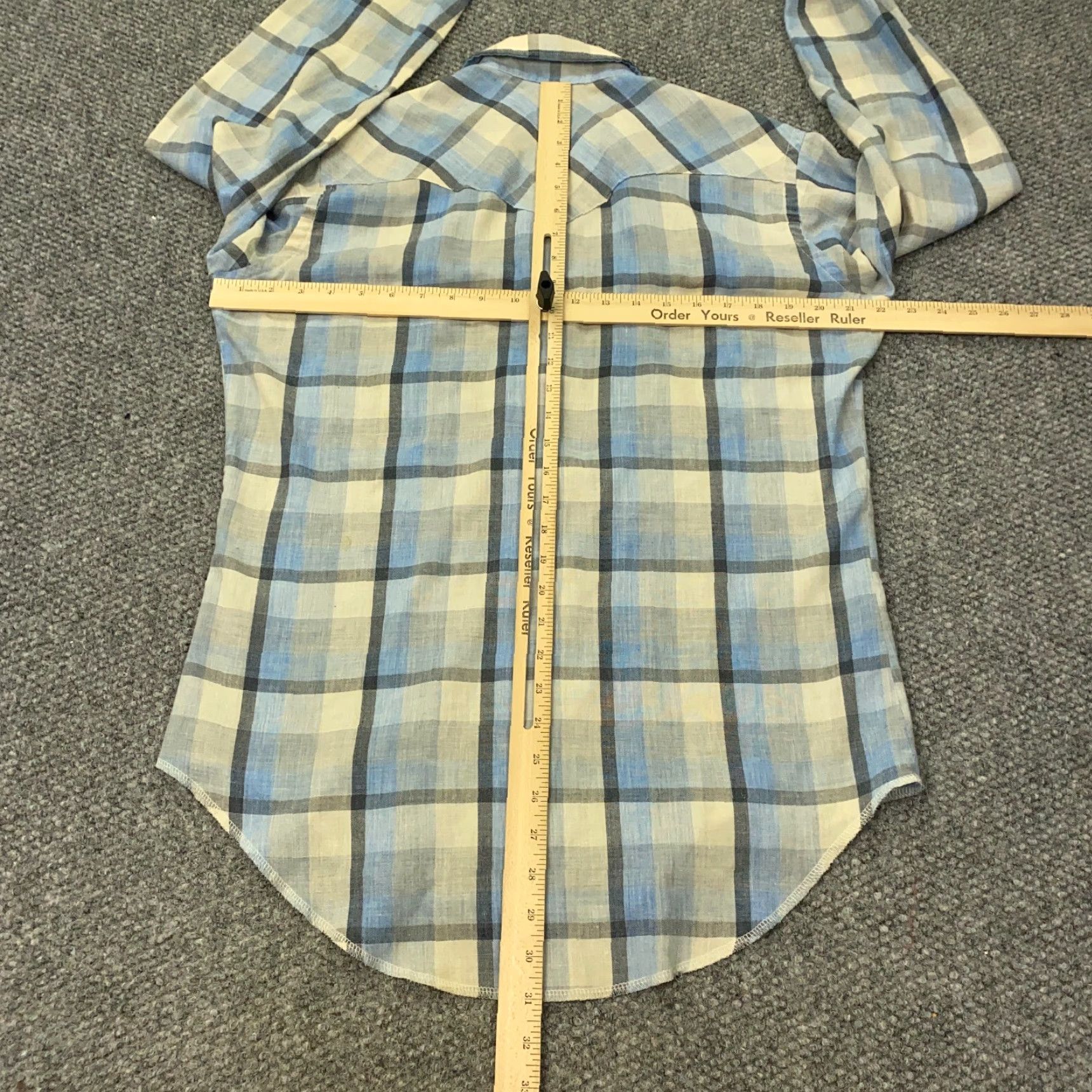Wrangler Wrangler Mens Shirt VTG Size 15 1/2 Blue Plaid Pearl Snap Cowboy Size US M / EU 48-50 / 2 - 6 Thumbnail