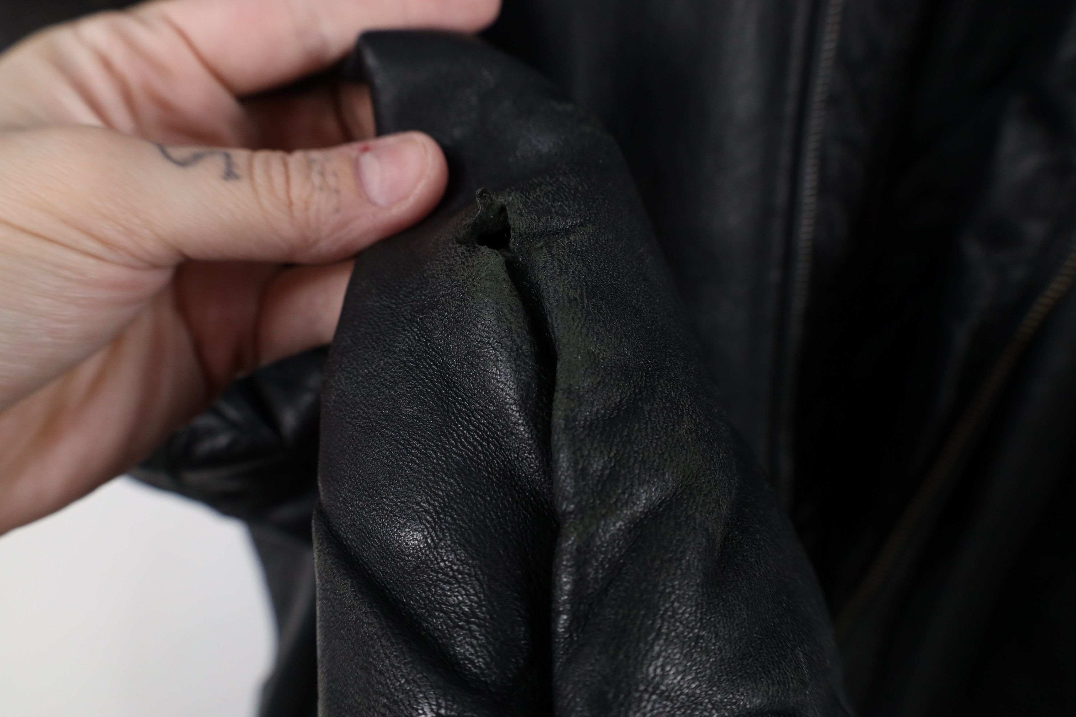 Vintage Vintage 90s Streetwear Quilted Leather Jacket Black AS IS Size US XXL / EU 58 / 5 - 6 Thumbnail