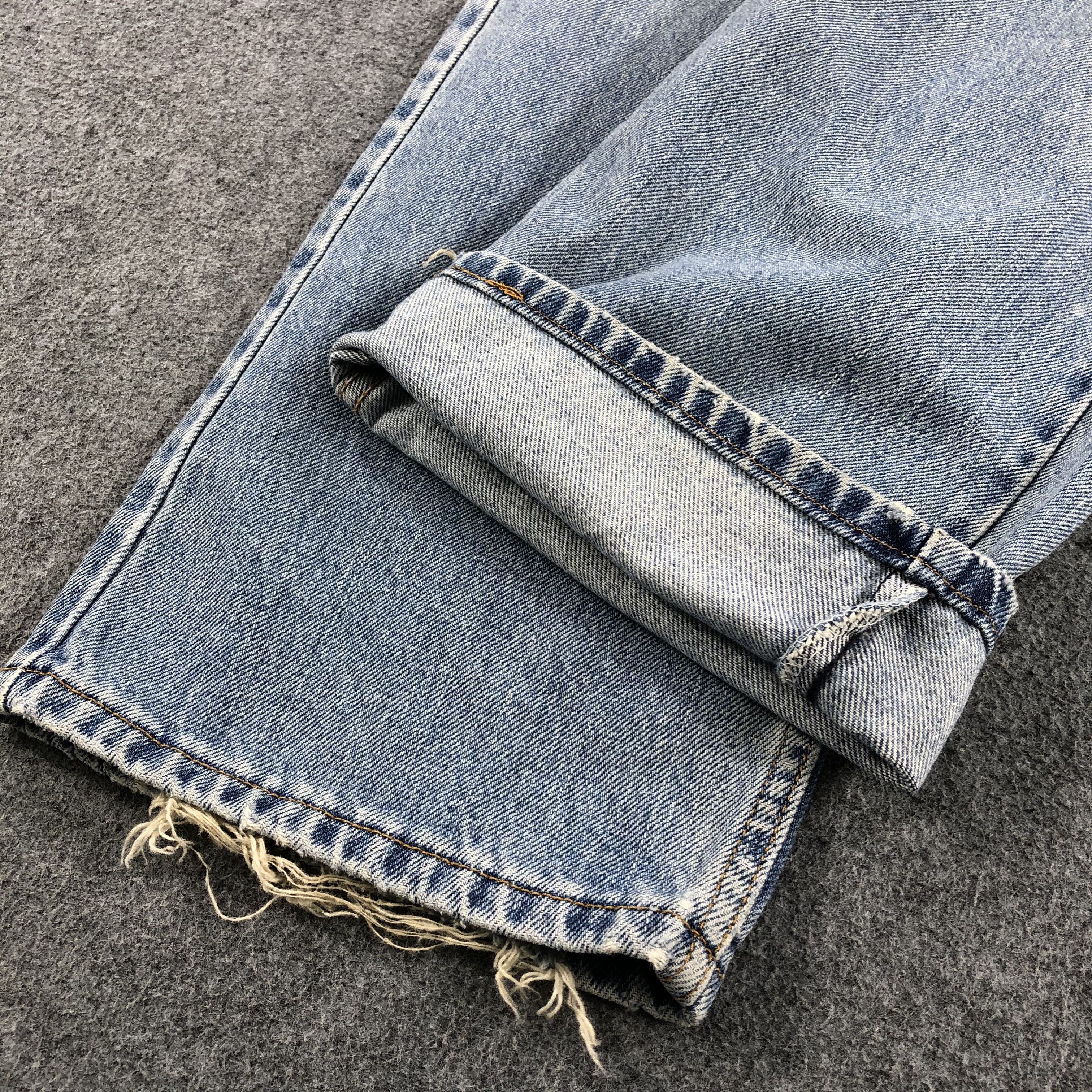 Levi's Vintage Light Wash Levis 505 Jeans-J1490 Size US 39 - 7 Thumbnail