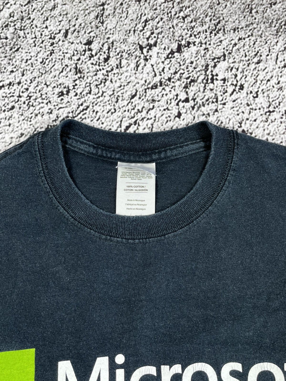 Vintage Vintage Y2K Microsoft faded logo tee streetwear size S Size US S / EU 44-46 / 1 - 6 Thumbnail
