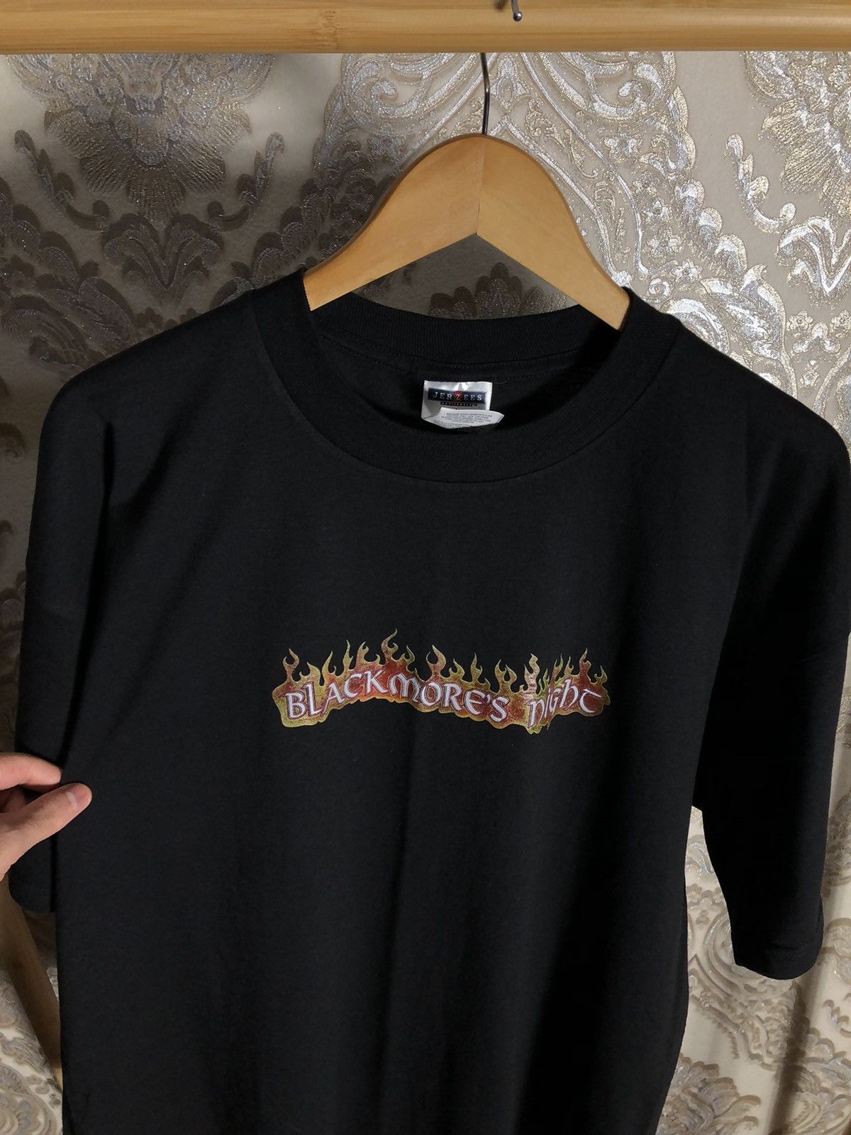 Band Tees VINTAGE FIRES AT MIDNIGHT ROCK T-SHIRT METAL RETRO Y2K 90s Size US XL / EU 56 / 4 - 2 Thumbnail