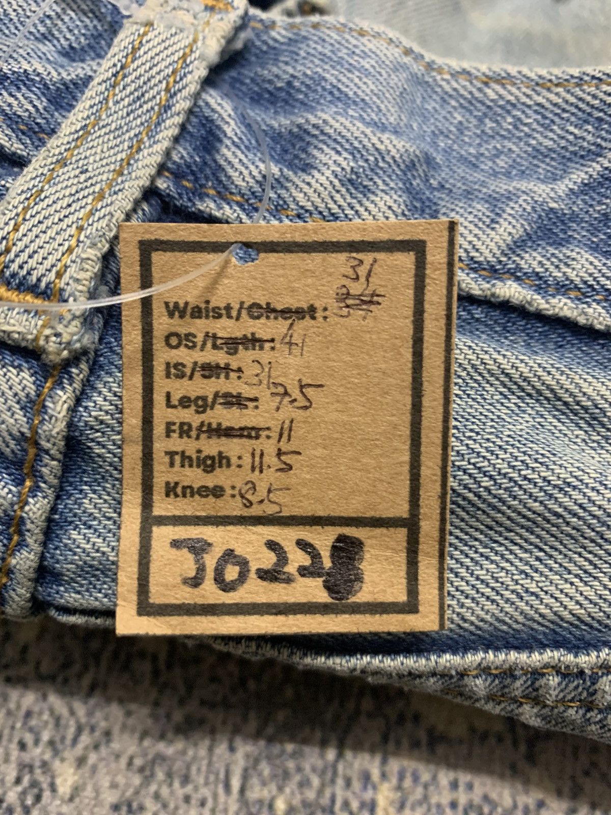 Levi's Vintage Levis 501 Rusty Jeans Distressed Denim Size US 31 - 16 Thumbnail