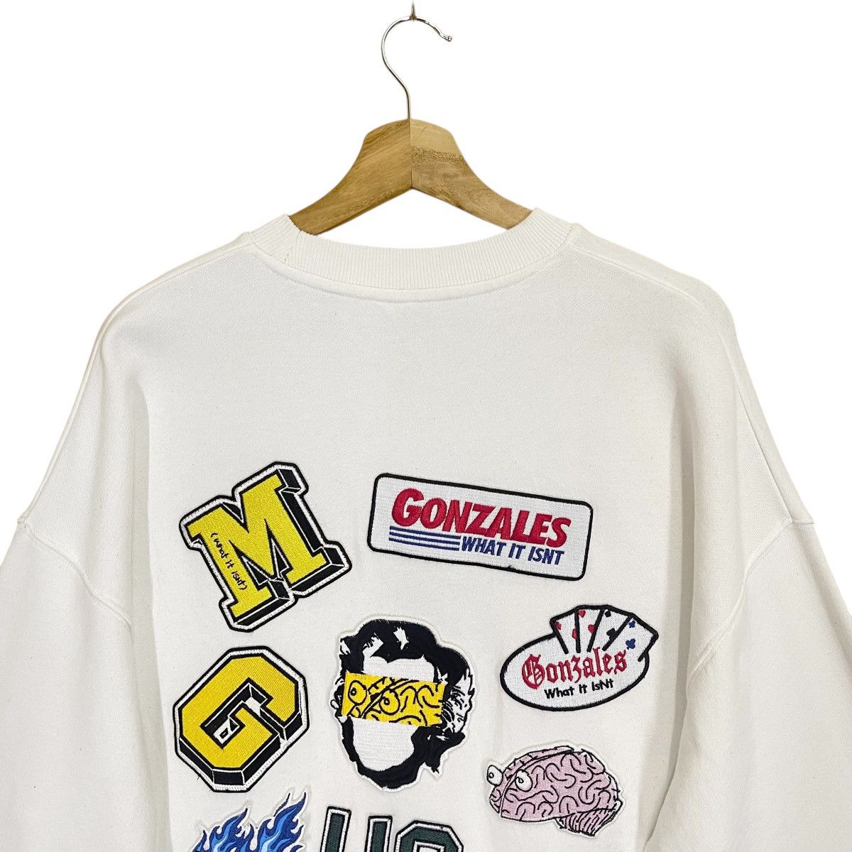 Japanese Brand Mark Gonzales Big Logo Crewneck Sweatshirt Size L Size US L / EU 52-54 / 3 - 4 Thumbnail