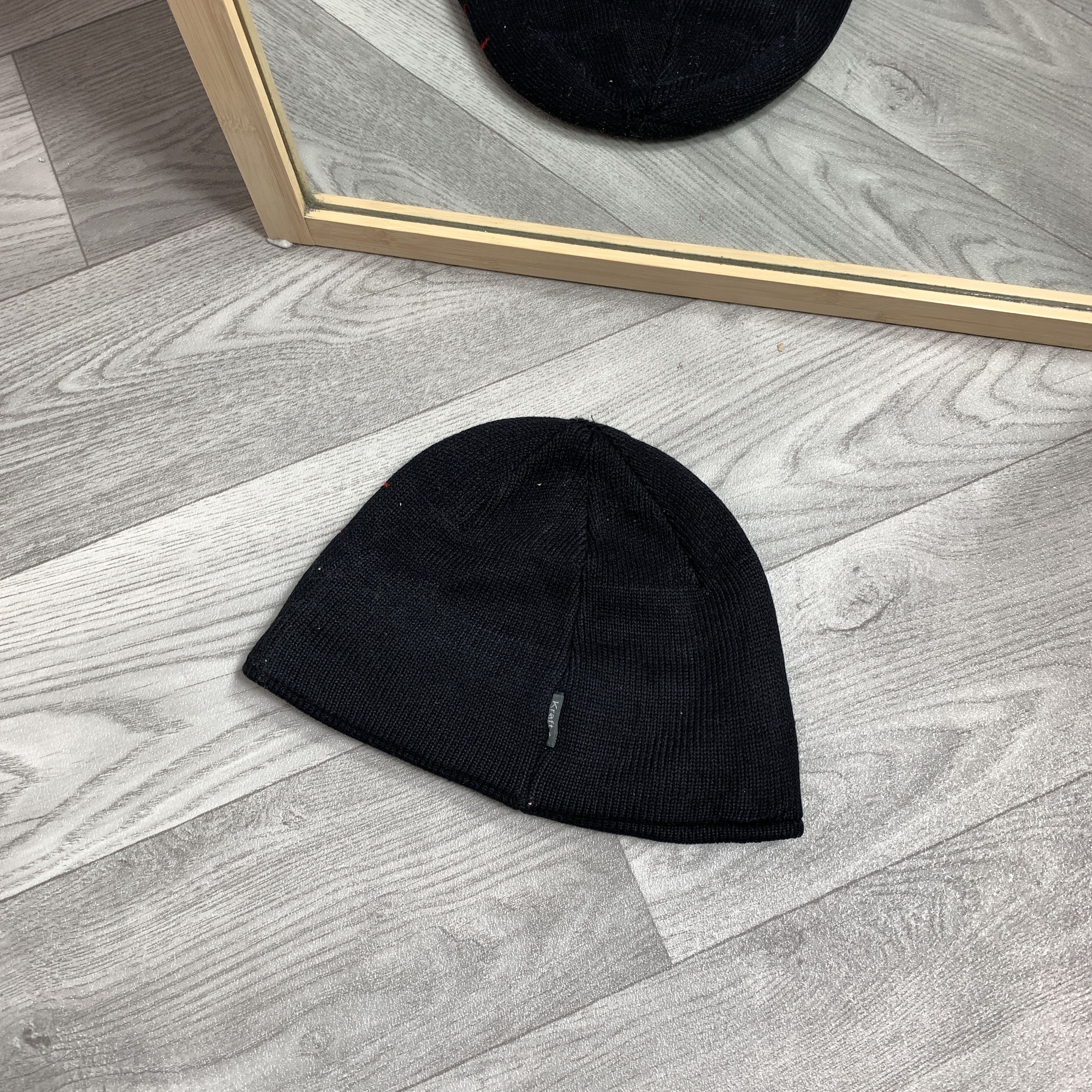 Hawk Vintage Tony Hawk 90s Y2K Black Beanie Winter Hat Cap Size ONE SIZE - 2 Thumbnail