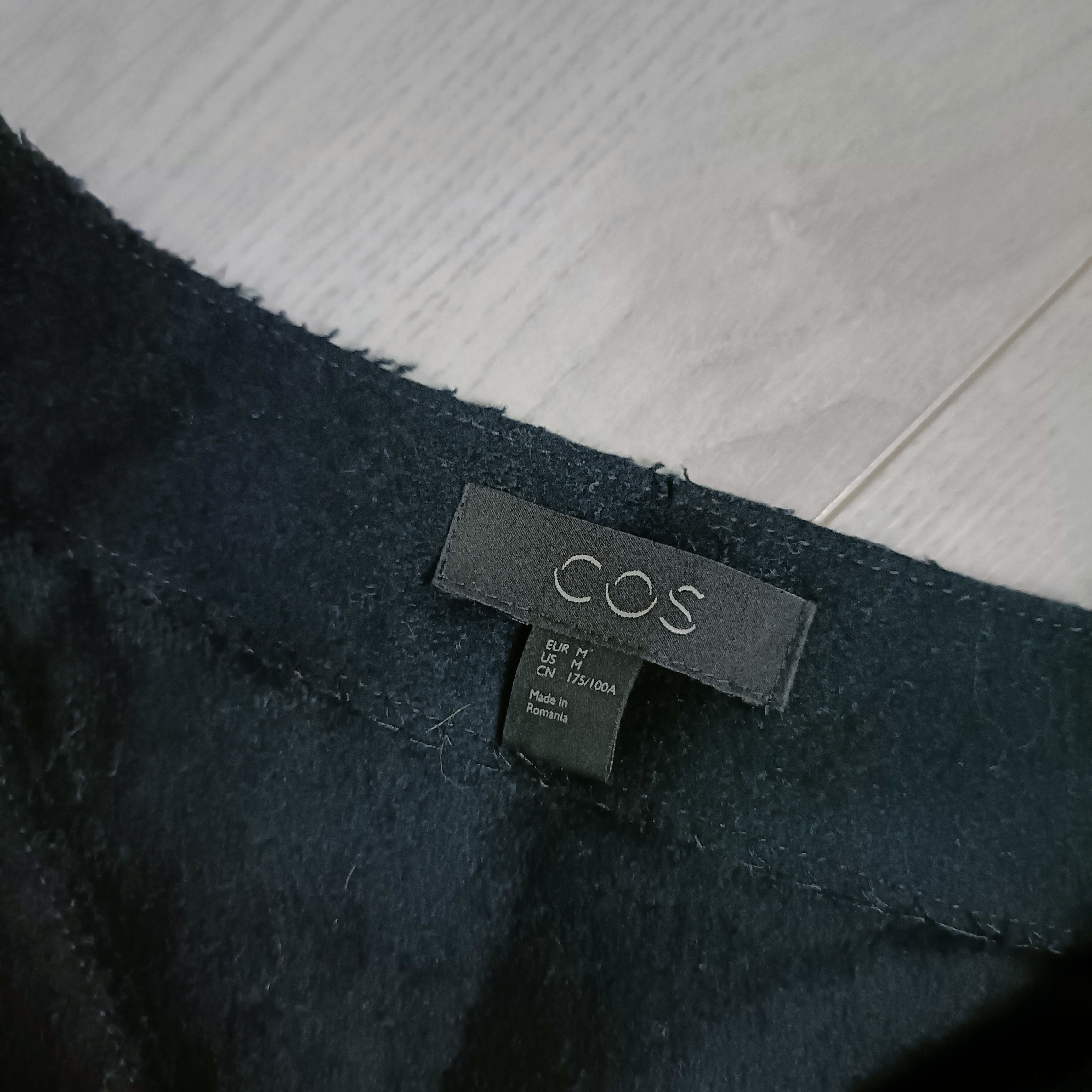Cos Men's Navy Wool Jumper Sweater ! Size US M / EU 48-50 / 2 - 5 Thumbnail