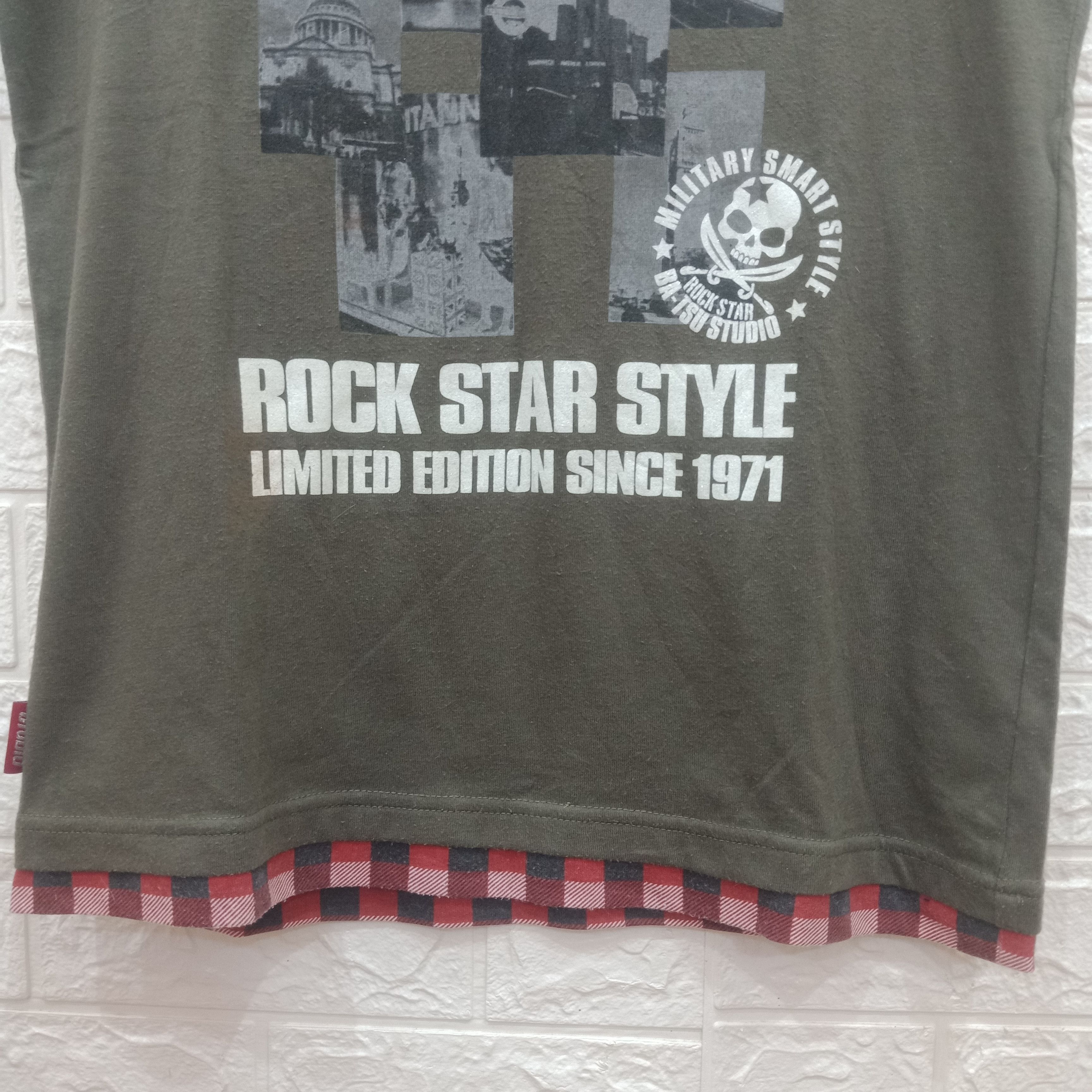 Japanese Brand Y2k ba-tsu studio rock star style distressed tanktop Size US S / EU 44-46 / 1 - 3 Thumbnail